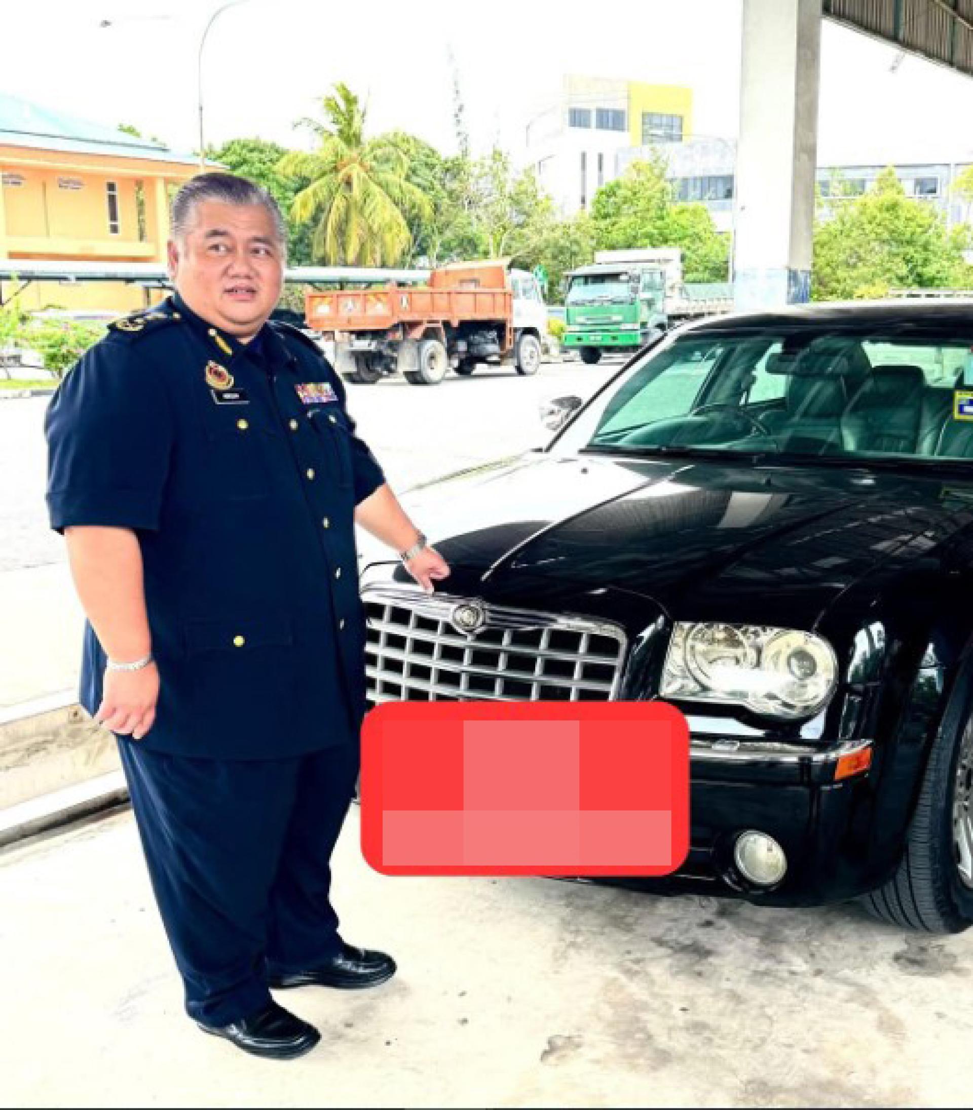 执法行动中被扣押的车辆。