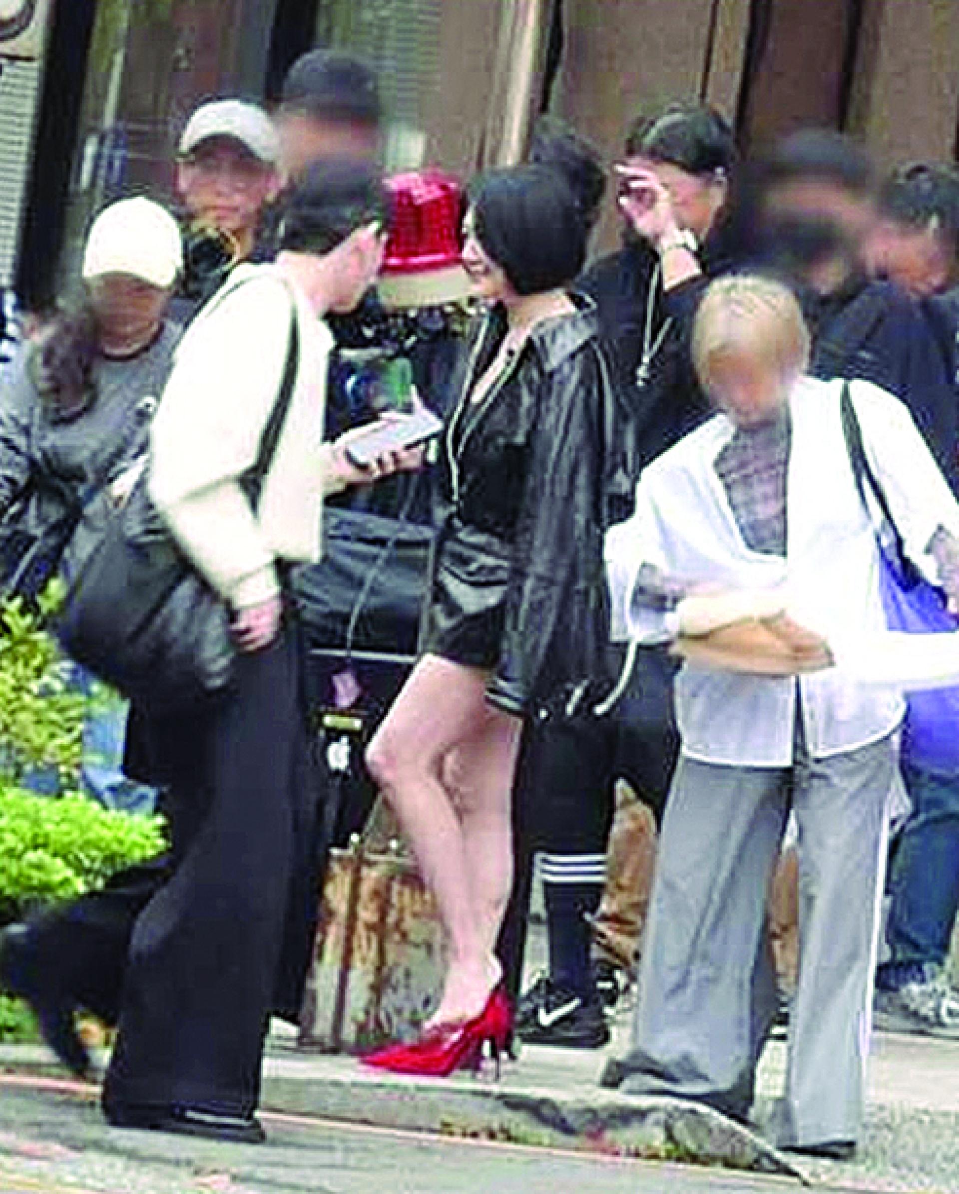 小S本月5日复工。