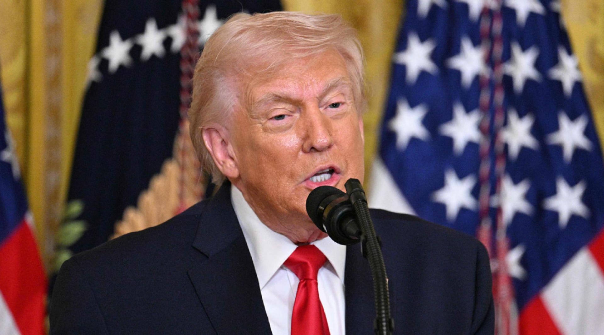 一名白宫高层官员称，特朗普专注于削弱德黑兰的军事能力。