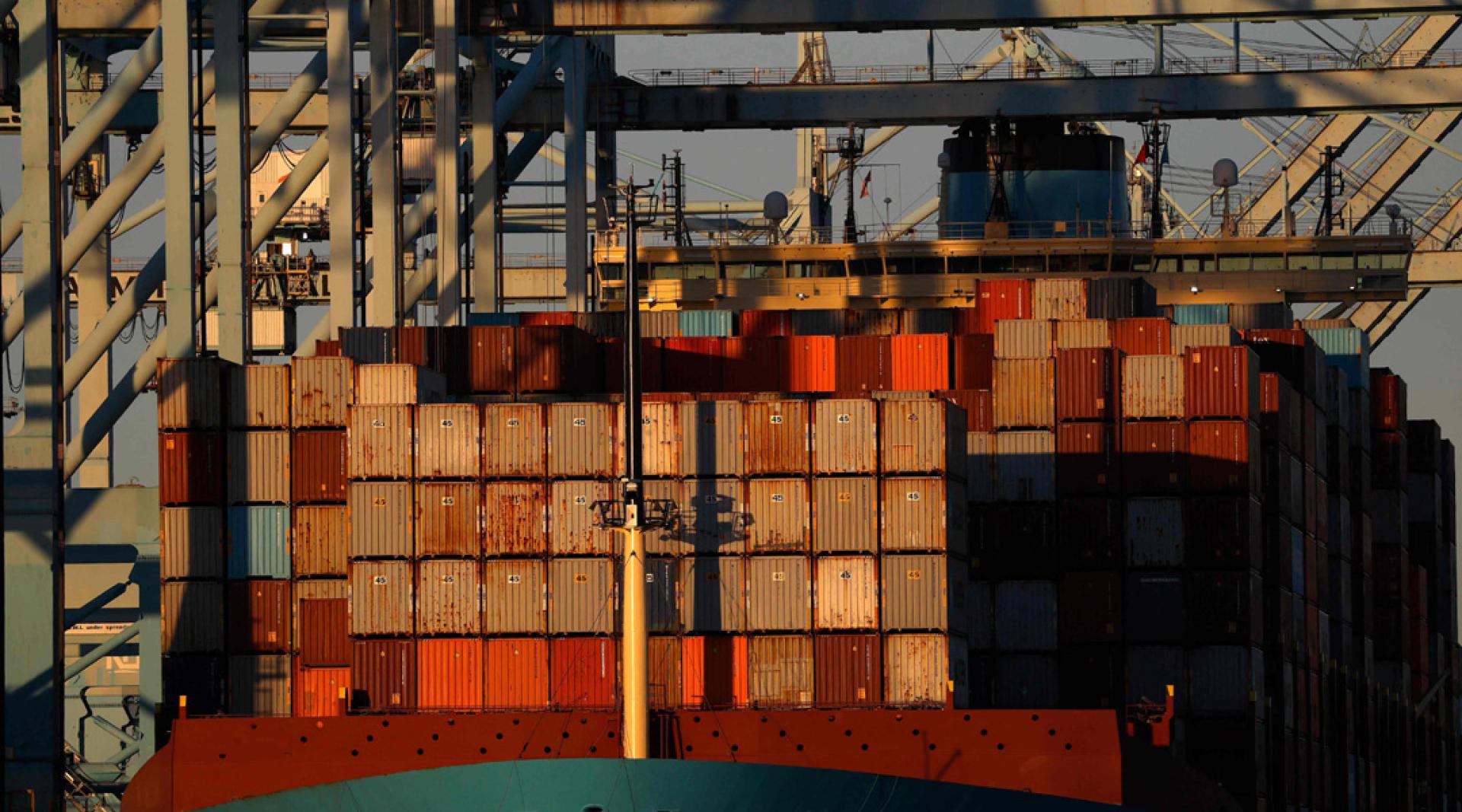 美方对中国发起新“301调查”，商务部批美滥用程序。