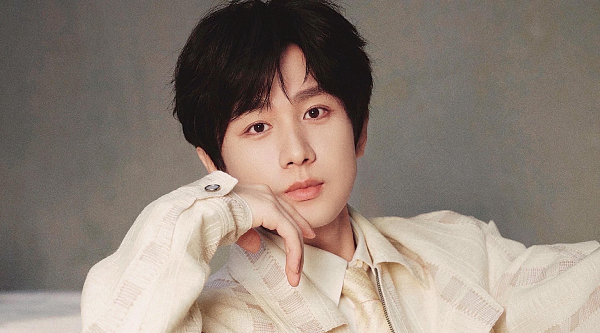 成毅爆出年龄造假疑云。