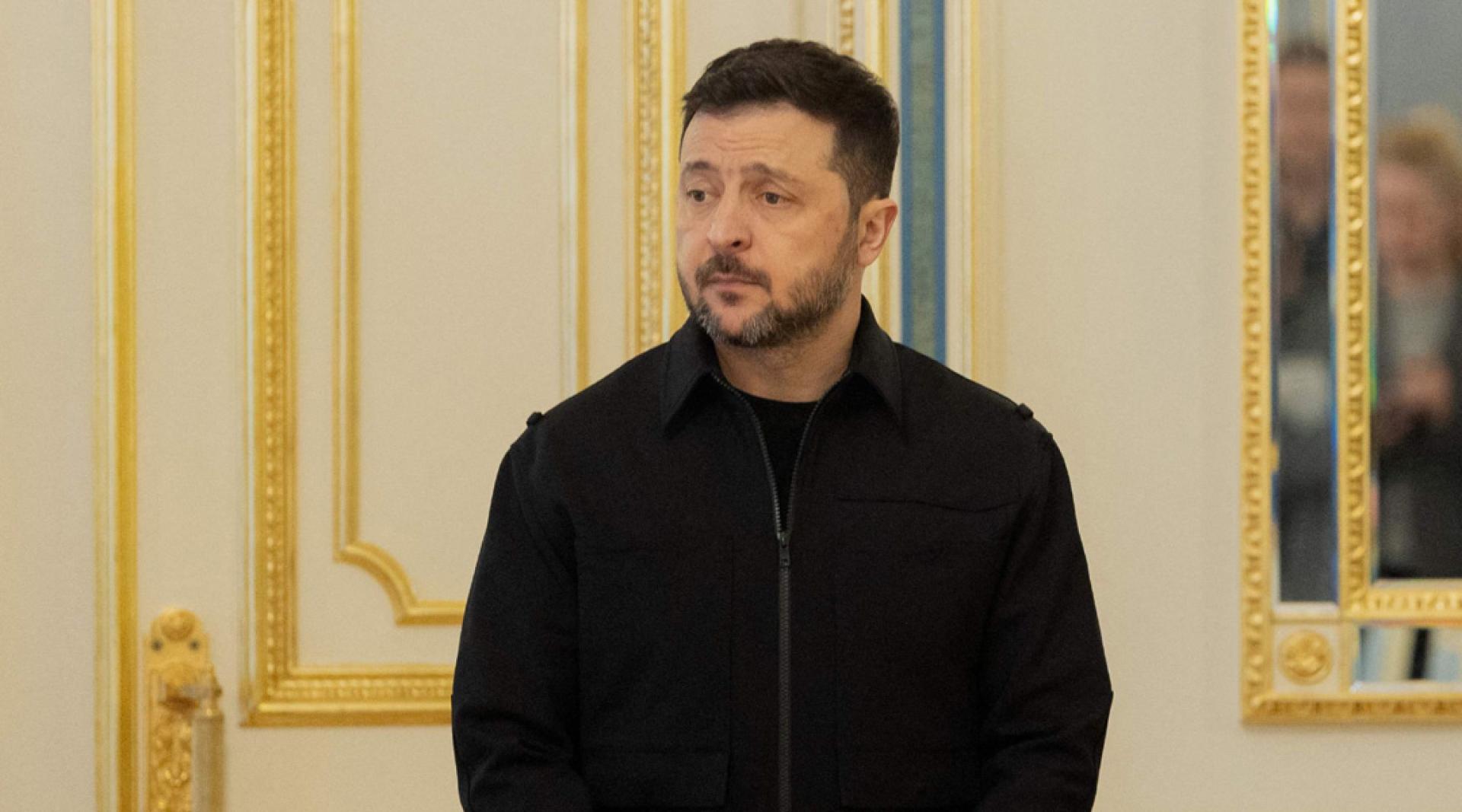 泽连斯基今年48岁。