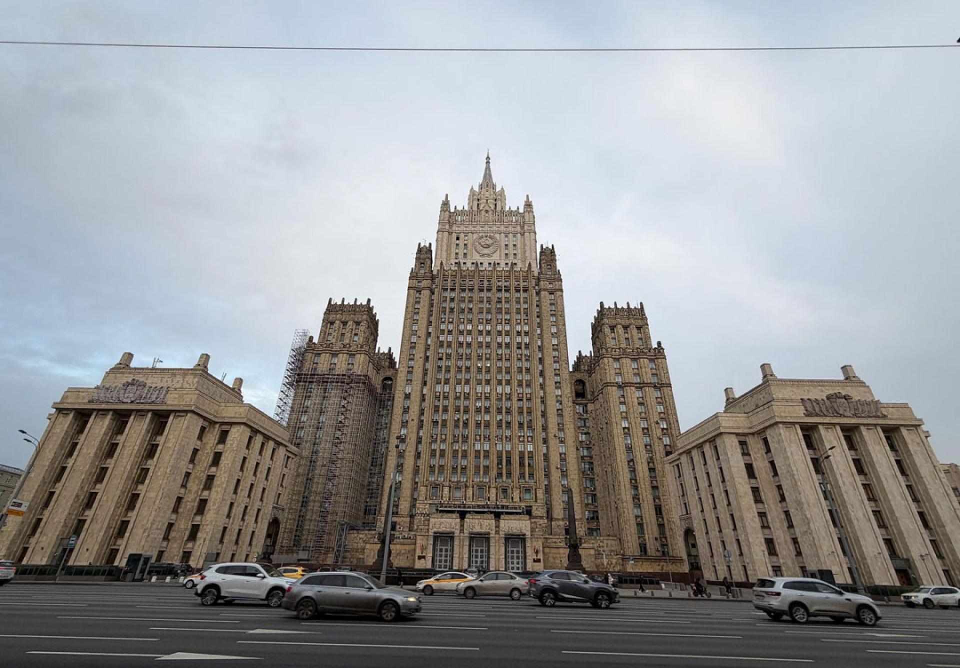 俄外交部表示俄准备推动解决当前冲突。