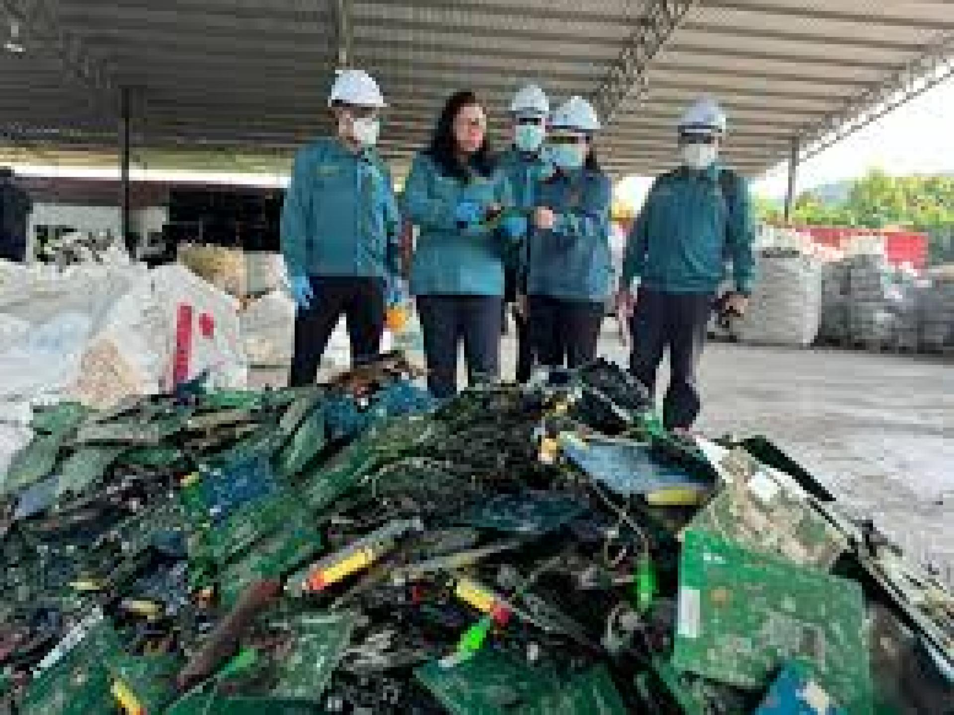 政府正研究成立“国家解决非法电子废料委员会”，以强化全国层面解决非法电子废料的问题。