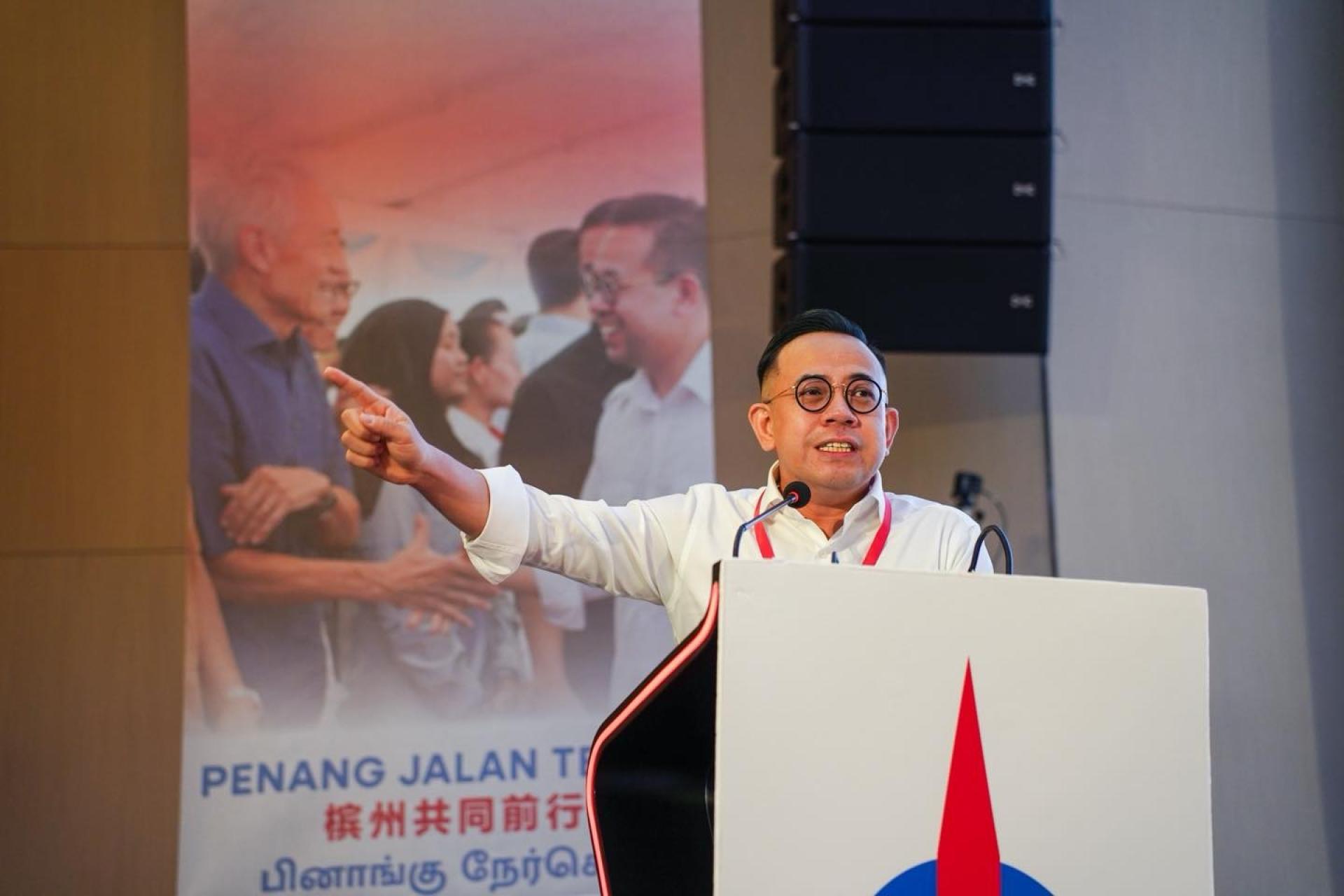 沈志强重申，在劳资纠纷的事件中，他一直都是站在雇员那一边。