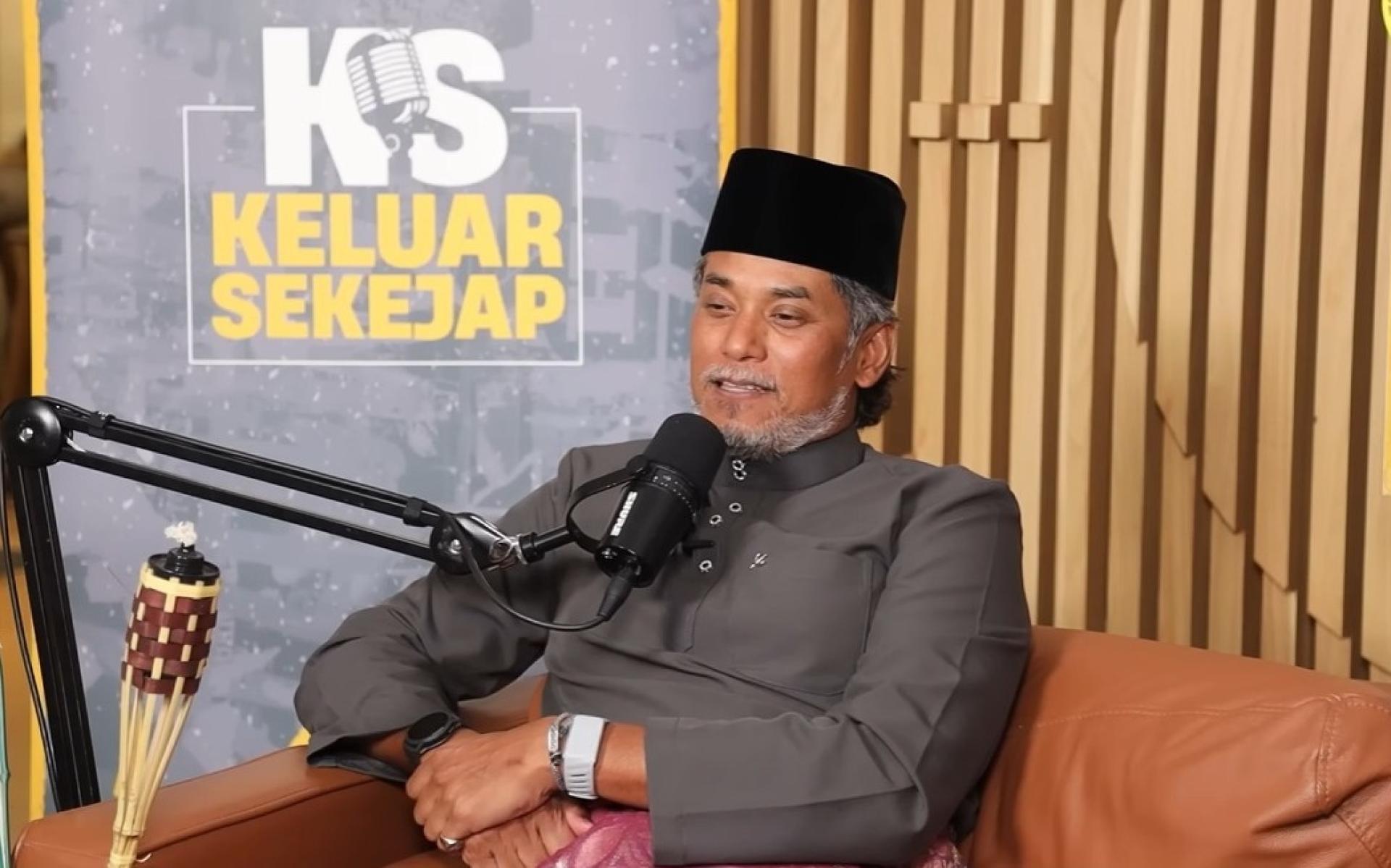 凯里坦言，尽管收到来自各方的招揽，但他仍首选有坚实基础的巫统。