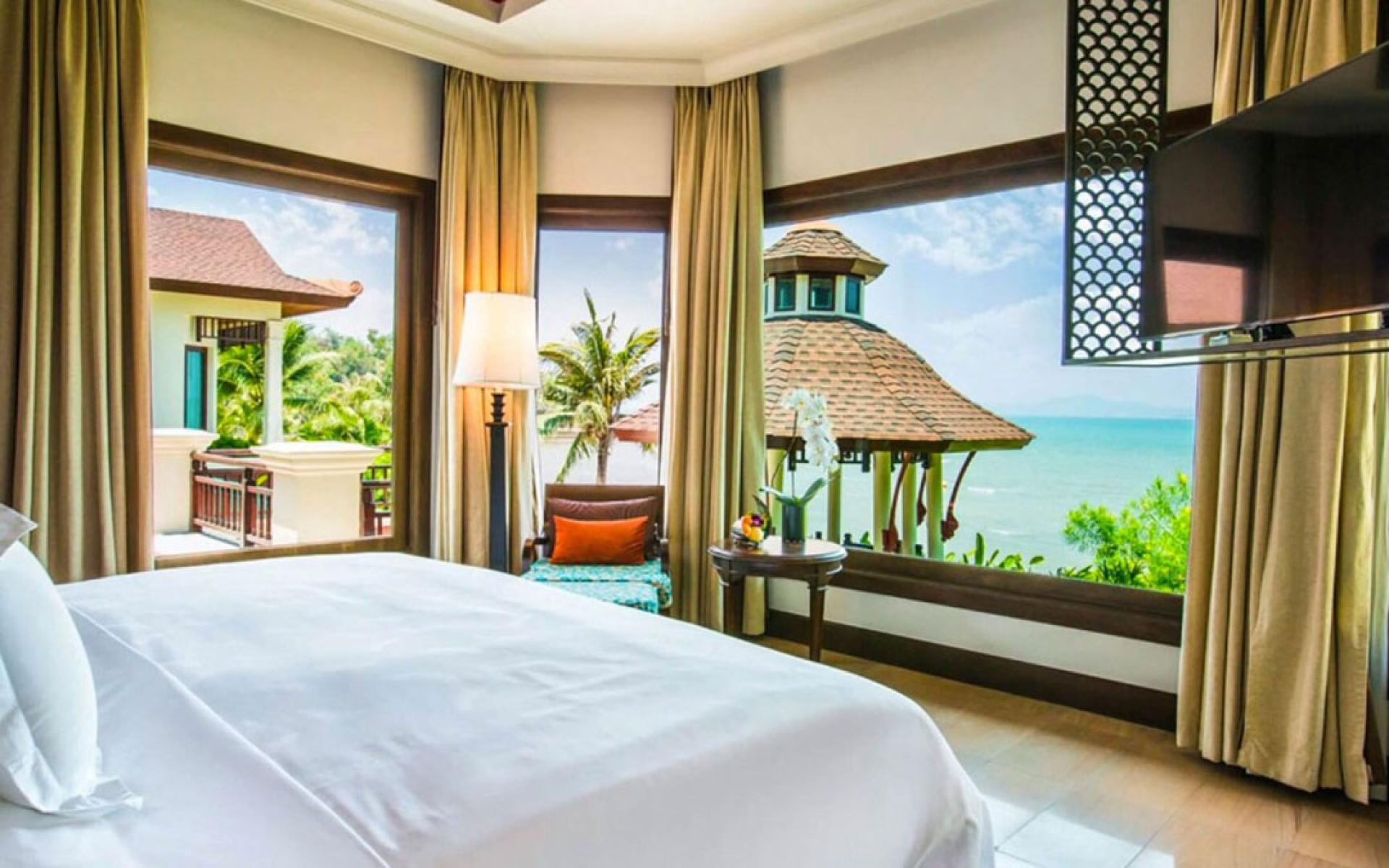 一家位于芭堤雅的五星级酒店房间。