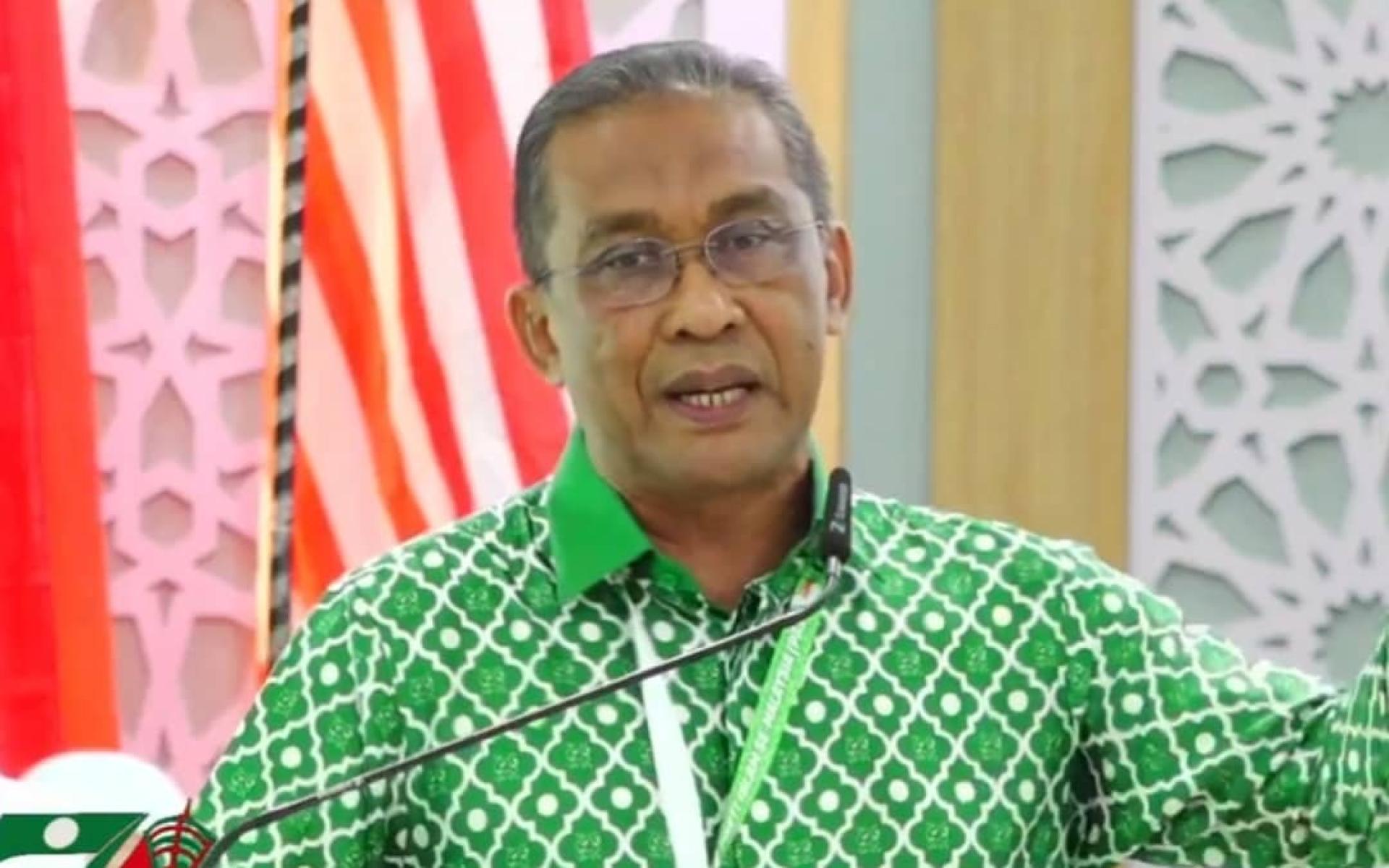 达基尤丁：陈文龙的指控颇为严重，需由反贪会及警方展开透明的调查，来鉴定企业黑手党”的身份。