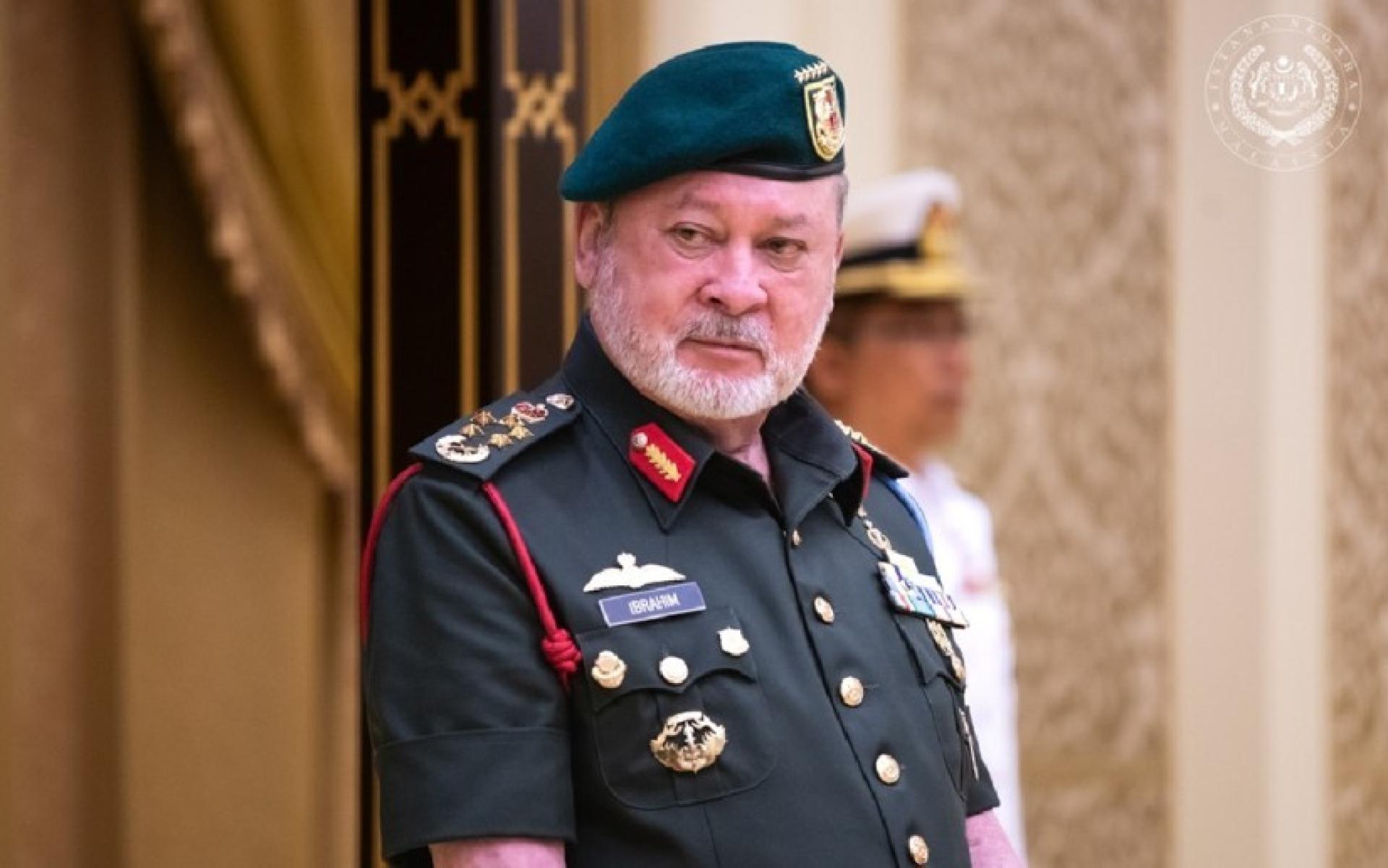 苏丹依布拉欣陛下提醒人民多加注意高温风险，包括避免露天焚烧，因为高温多风的天气可能加速火势蔓延。