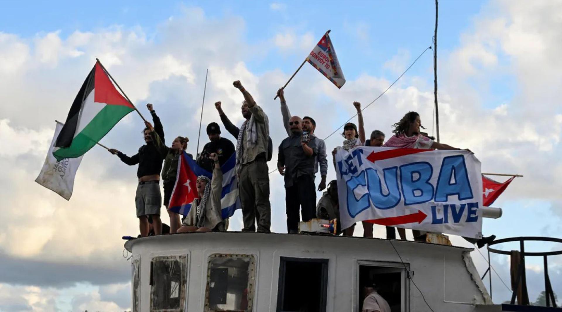 人道主义援助船共3艘，其中一艘于周二清晨抵达哈瓦那港。