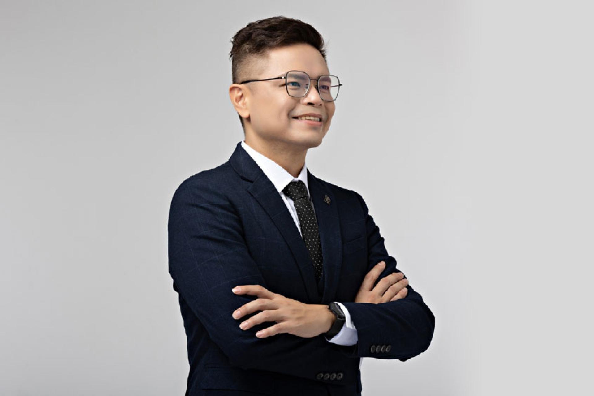 小马：我国虽是产油国，但同样高度依赖国际能源定价，若不提前“筑墙减压”，国际油价一旦失控，则国库的崩盘将直接威胁到医疗和教育。