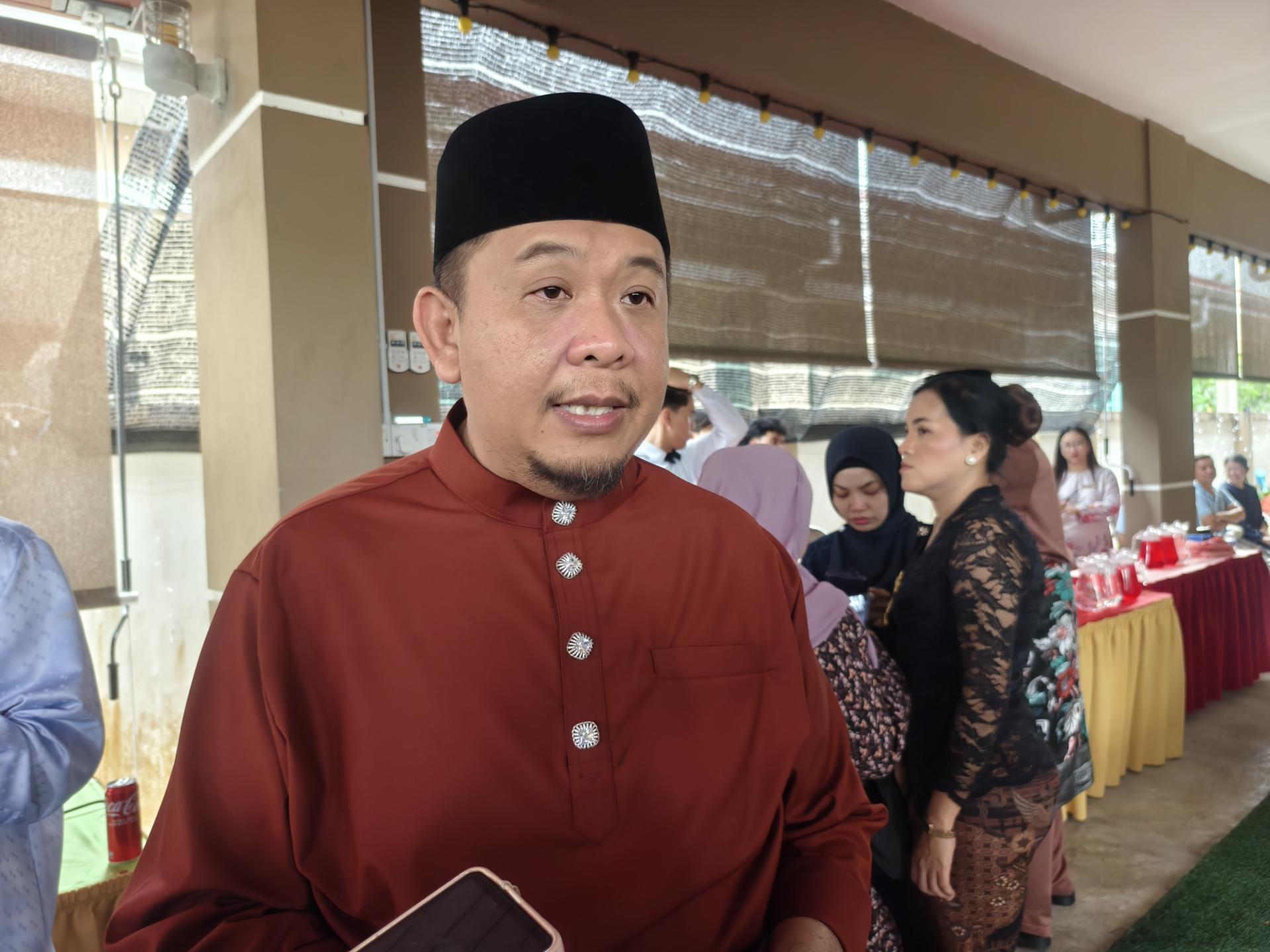 联邦外交部副部长兼实务的区国会议员拿督鲁卡尼斯曼接受访问。