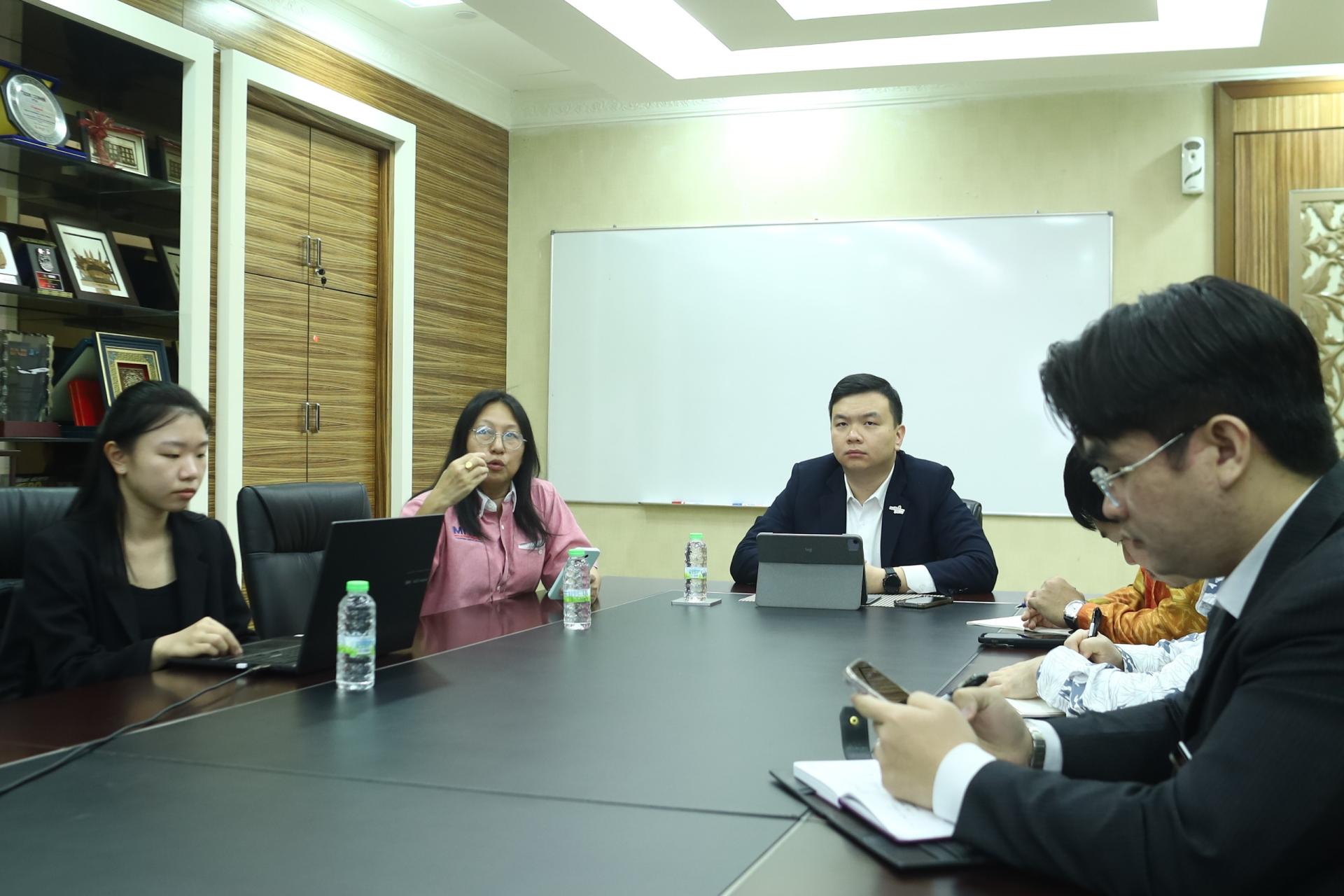 旅游、艺术及文化部副部长兼美里国会议员赵俊文表示，政府正积极推动美里发展教育旅游与会展旅游（MICE），以开拓更多国际合作与经济机遇。