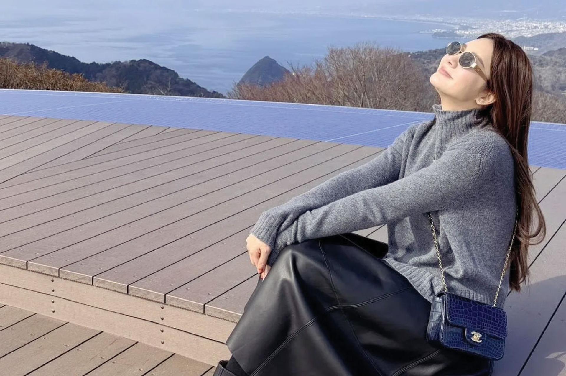 吴亚馨跟粉丝分享当妈后的近况。