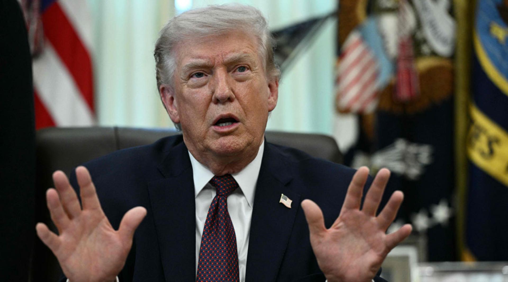 特朗普认为霍尔木兹海峡的通航与否跟美国没关系。