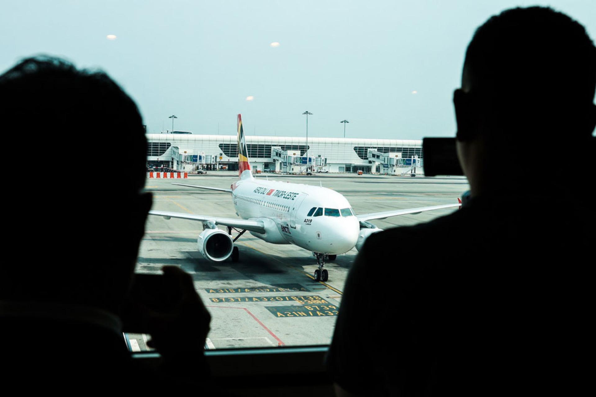 我国目前并未面对航线取消潮，反而持续迎来新航线。