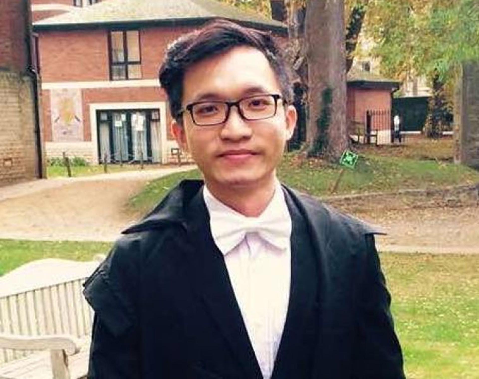 反贪会限制蔡镇燊在14天之内，必须现身接受问话。