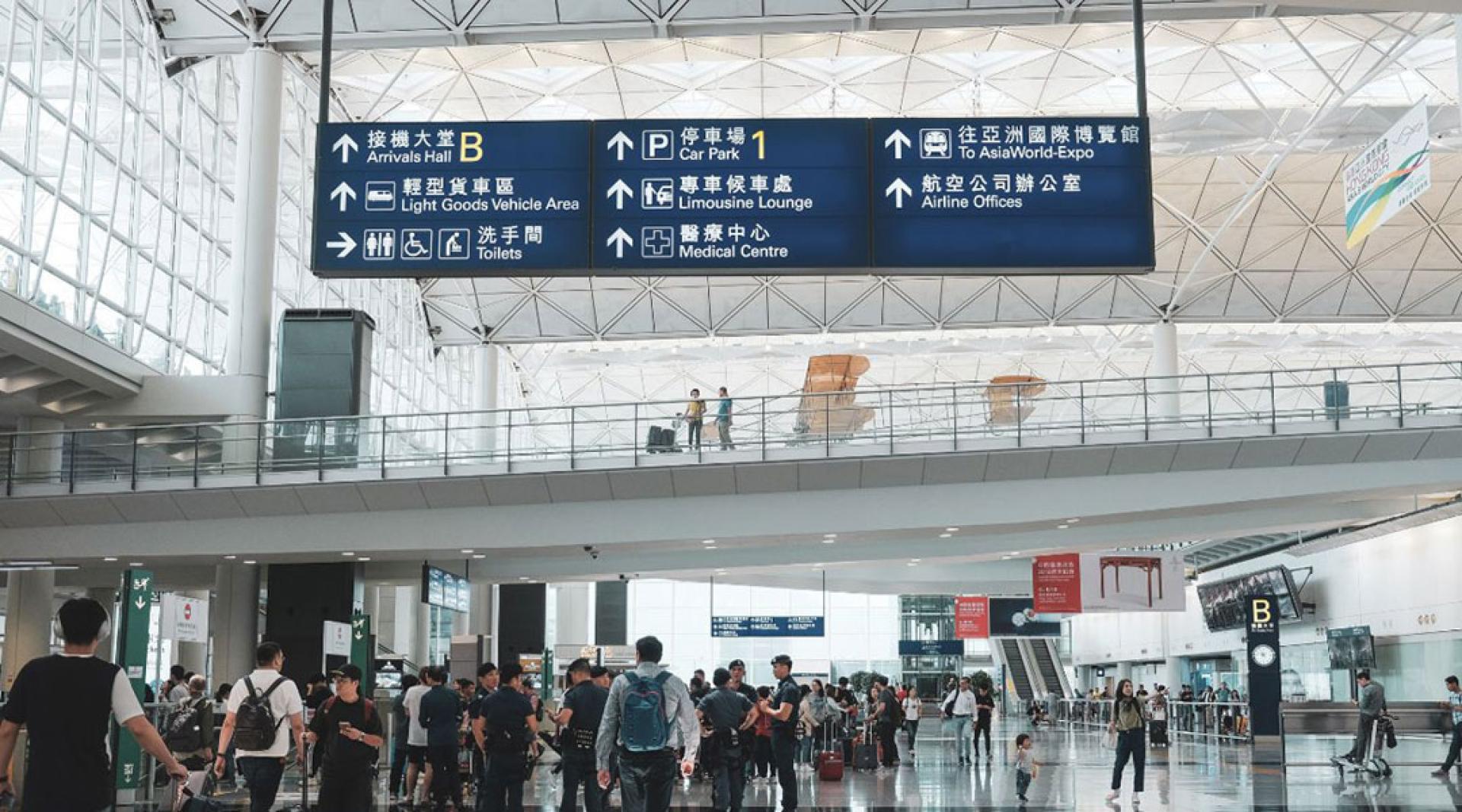 香港国际机场大堂。