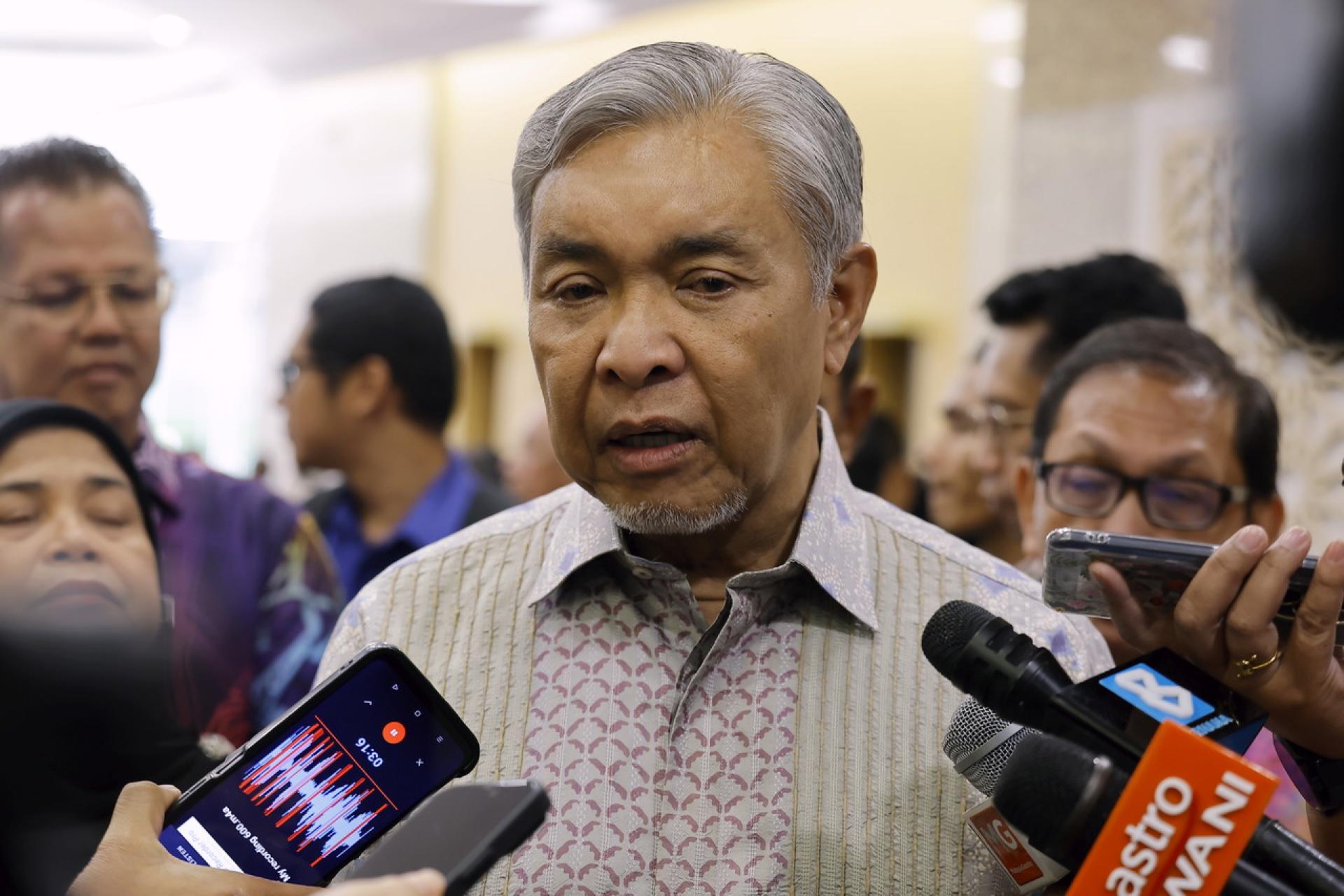 阿末扎希：政府将在国家经济行动理事会和国家生活成本行动理事会会议，探讨渔民提出的柴油补贴援助诉求。