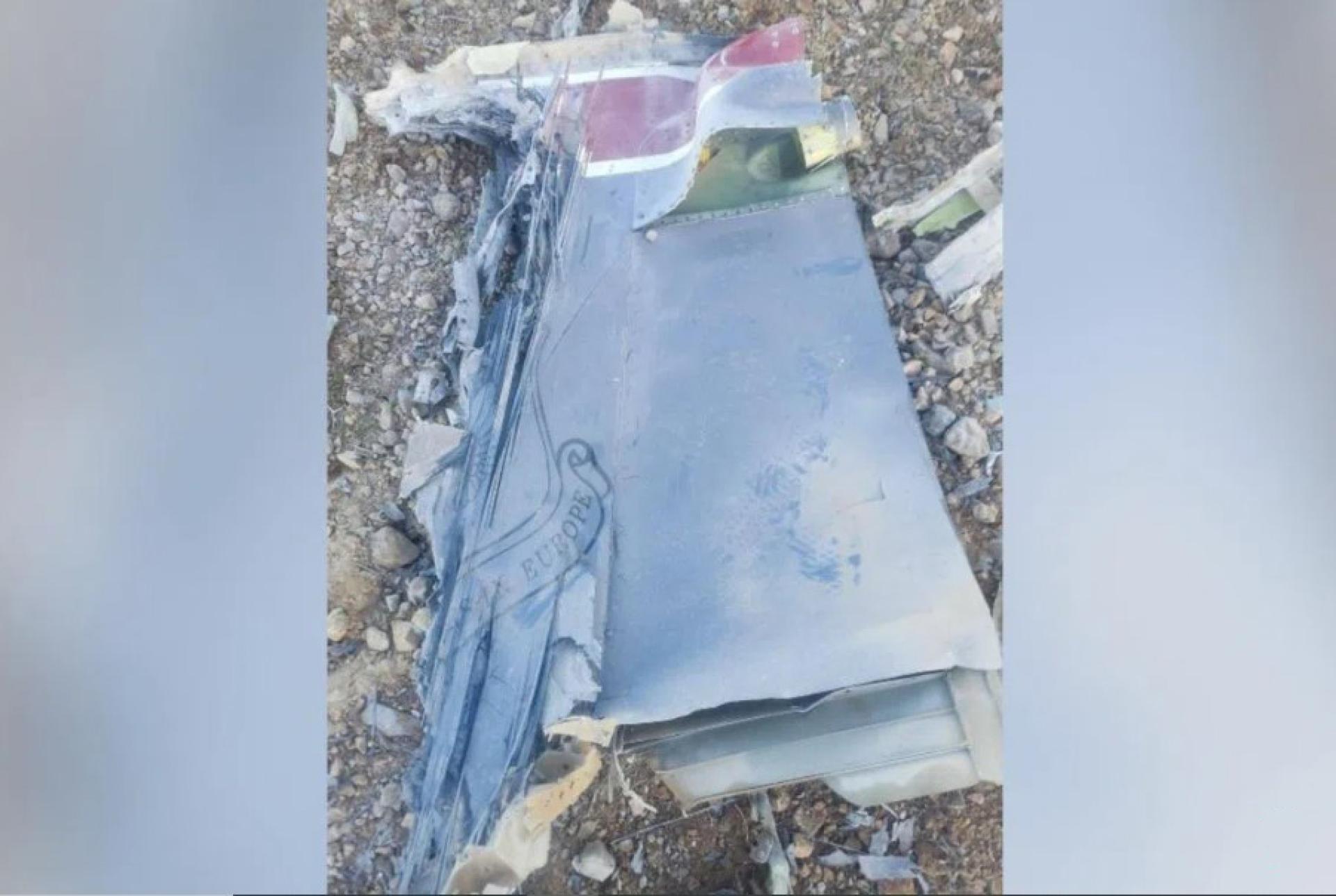 伊朗国家媒体报道，据称摄于伊朗中部的这张照片，是被击落的美国战机残骸。