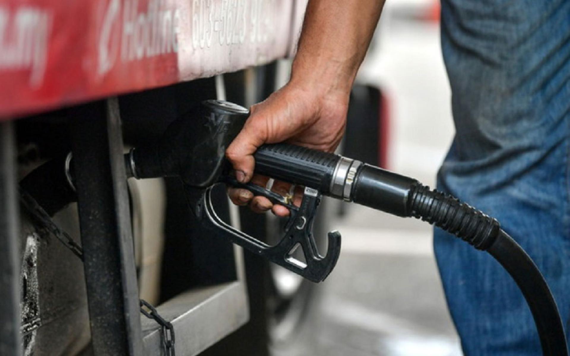 政府耗资22亿令吉落实3月的补贴柴油管制系统（SKDS），相较2月的7亿令吉增长3倍。