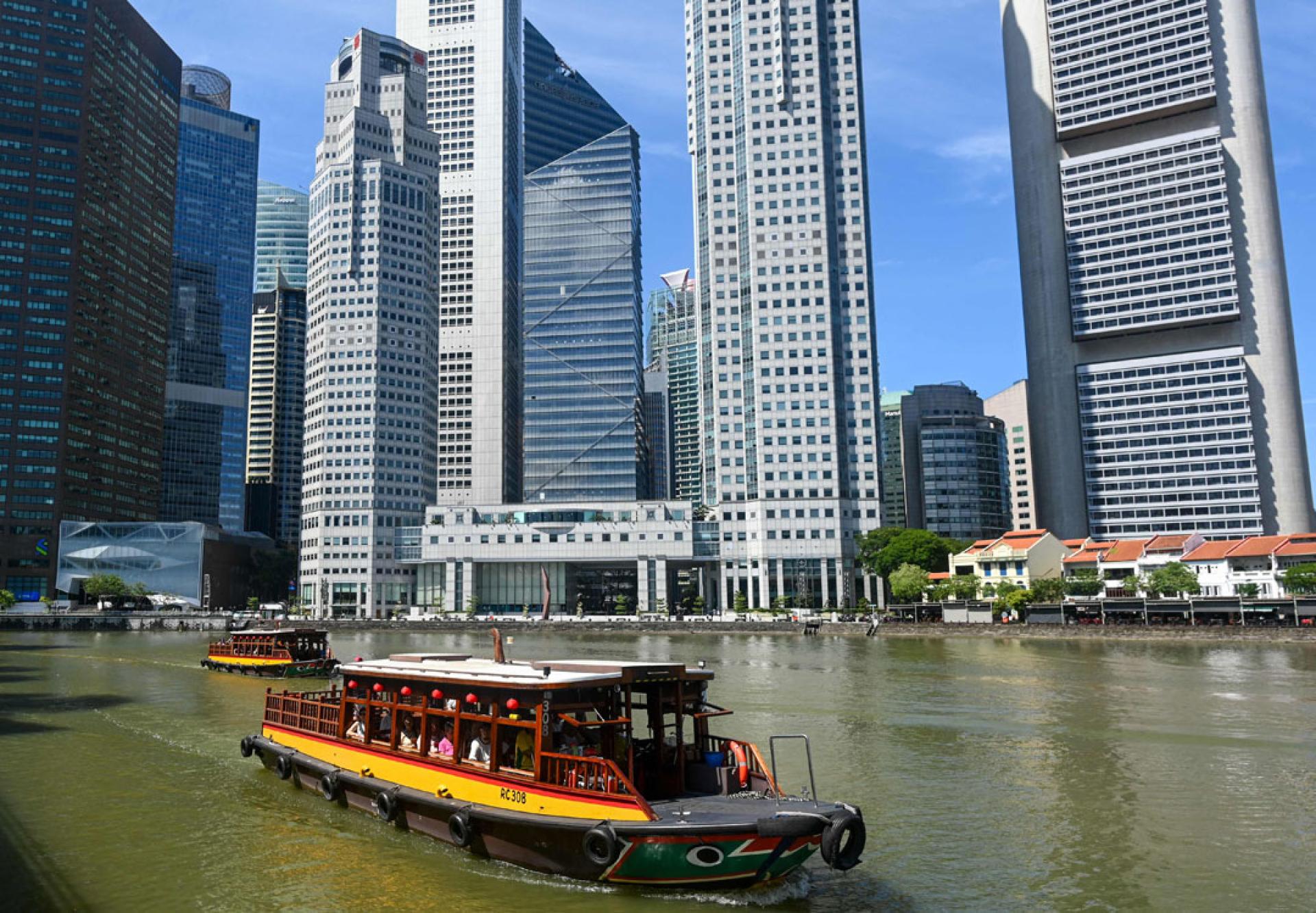 在东盟国家若被迫在中美之间选边的问题上，今年有52%倾向中国，48%选择美国。这一微弱差距凸显东盟在中美两大势力间的微妙平衡。图为新加坡。