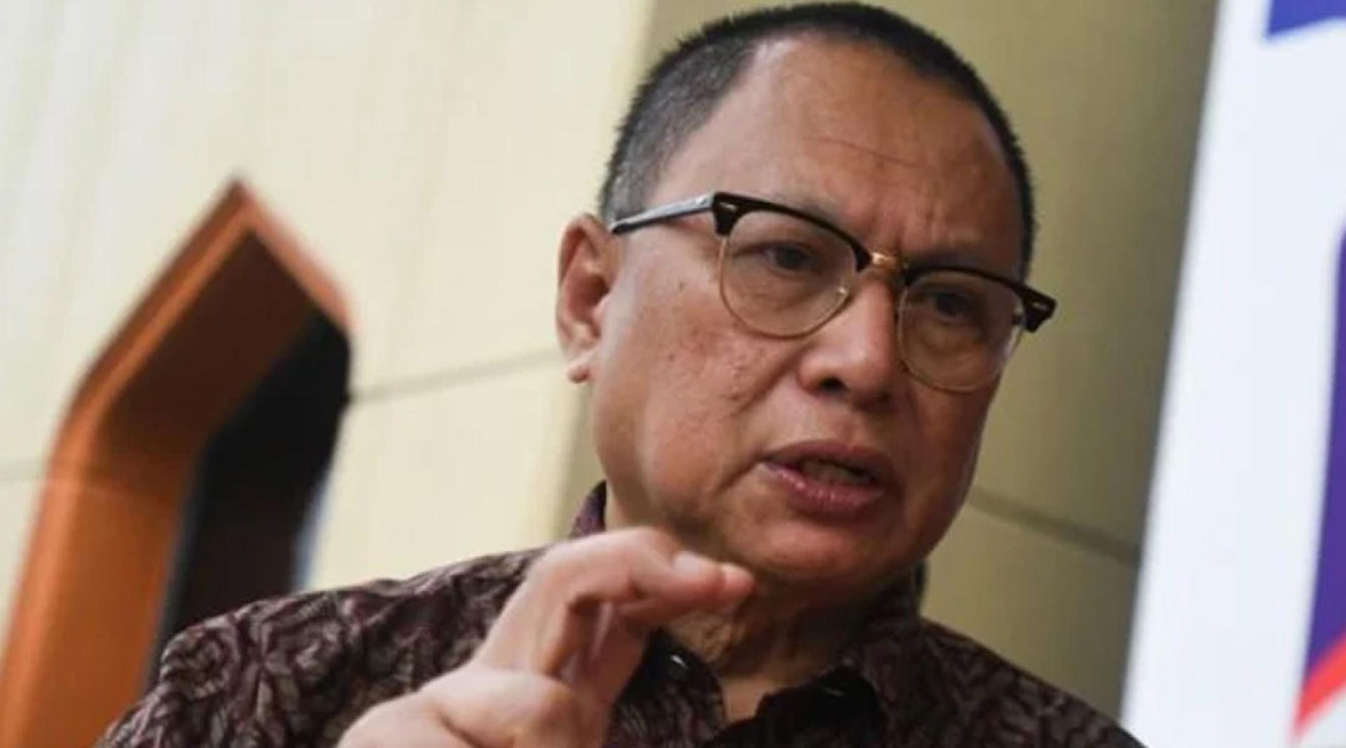 卜艾（图）嘲讽慕尤丁犹如乞丐，遭伊党及韩查再努丁歧视，并奉劝他尽快退出土团党。