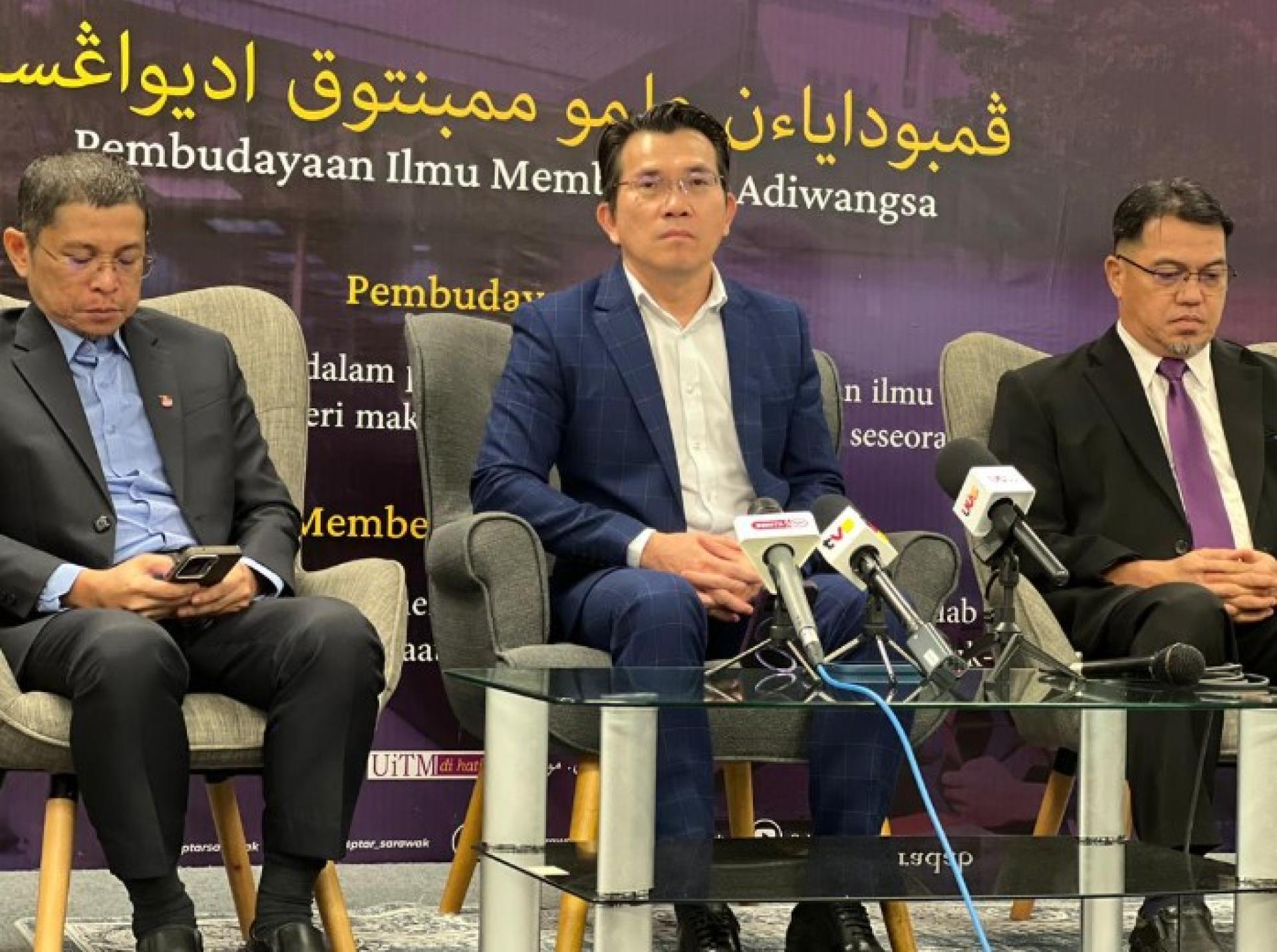 菲道斯在JMU 2026砂拉越一区新闻发布会上发言。