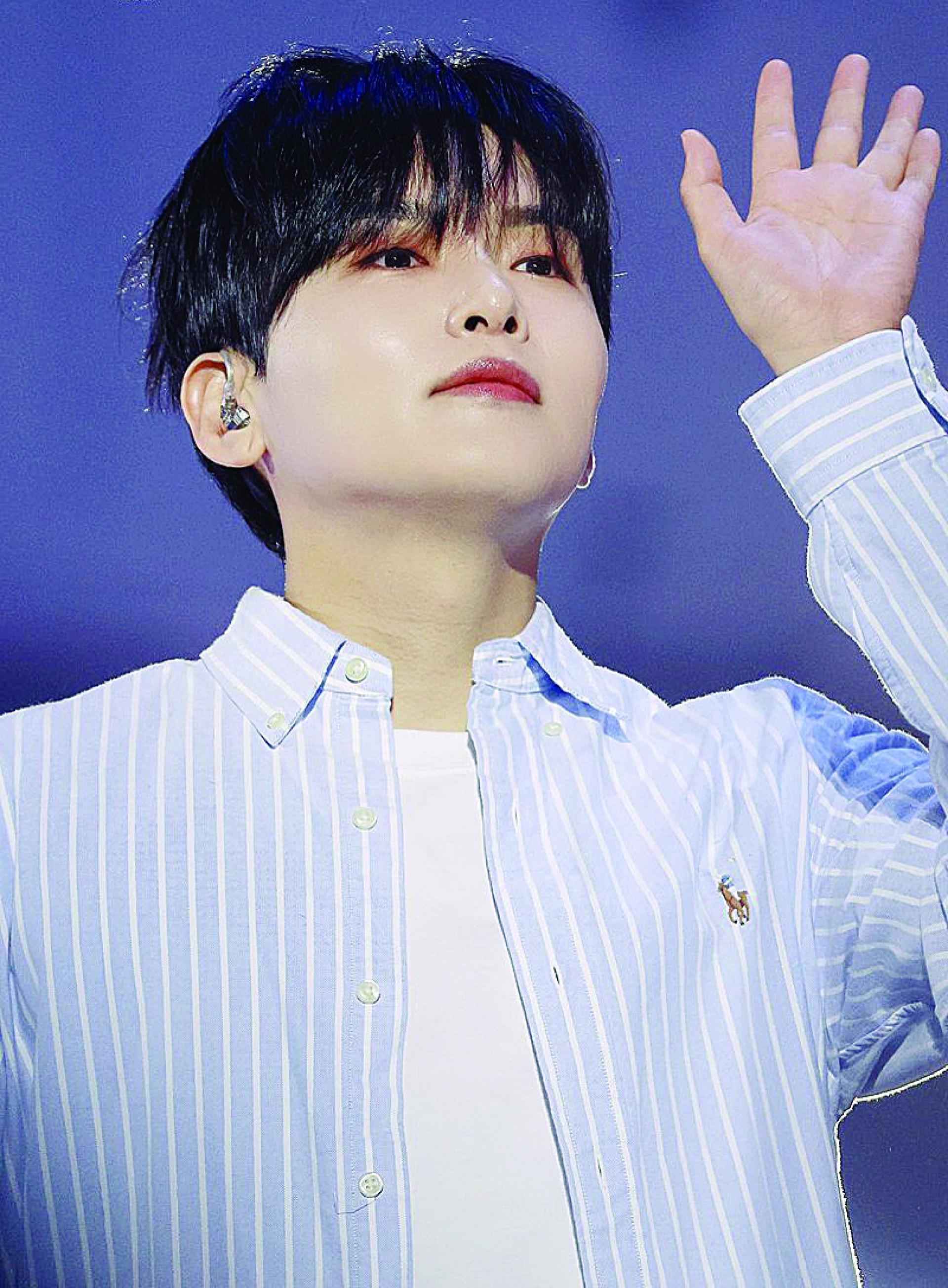 厉旭发文向受伤的粉丝表达深深歉意。