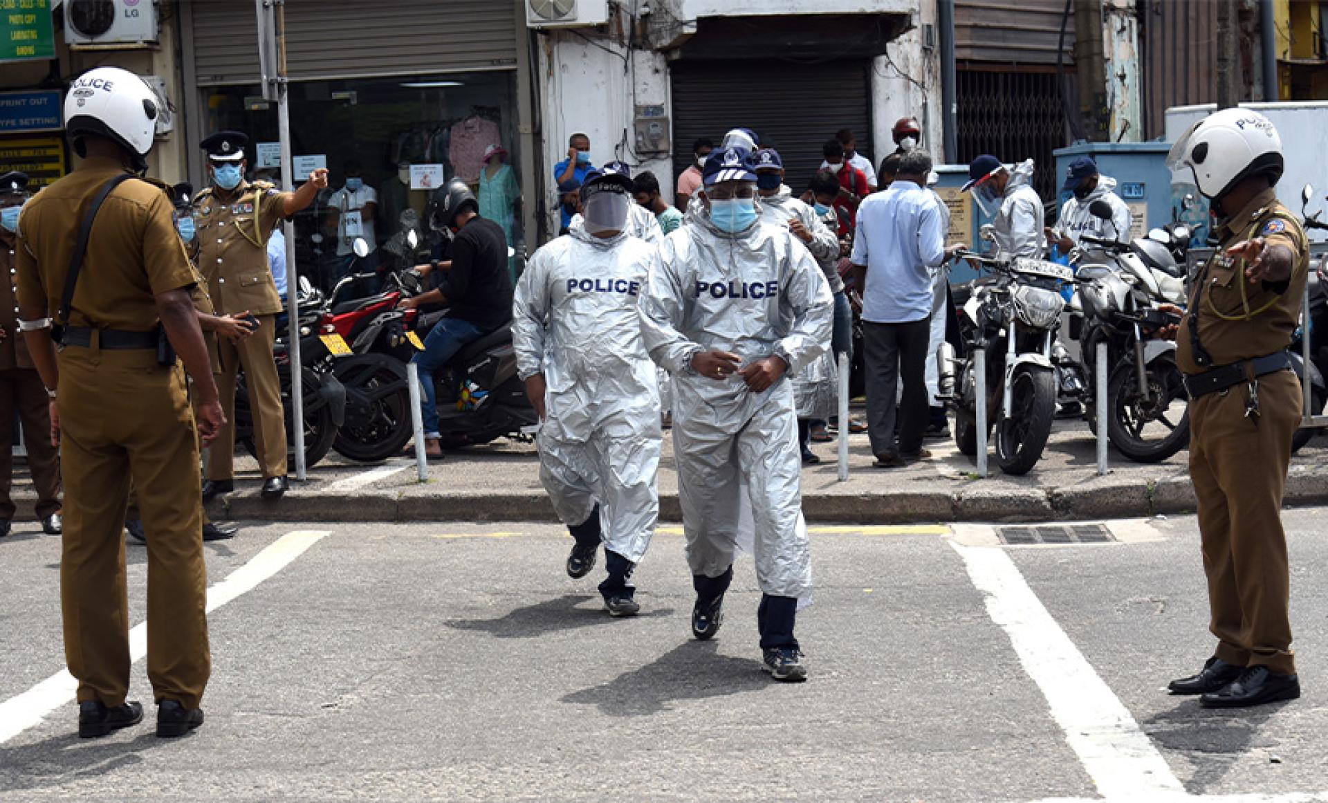 斯里兰卡警方展开前期清查行动。