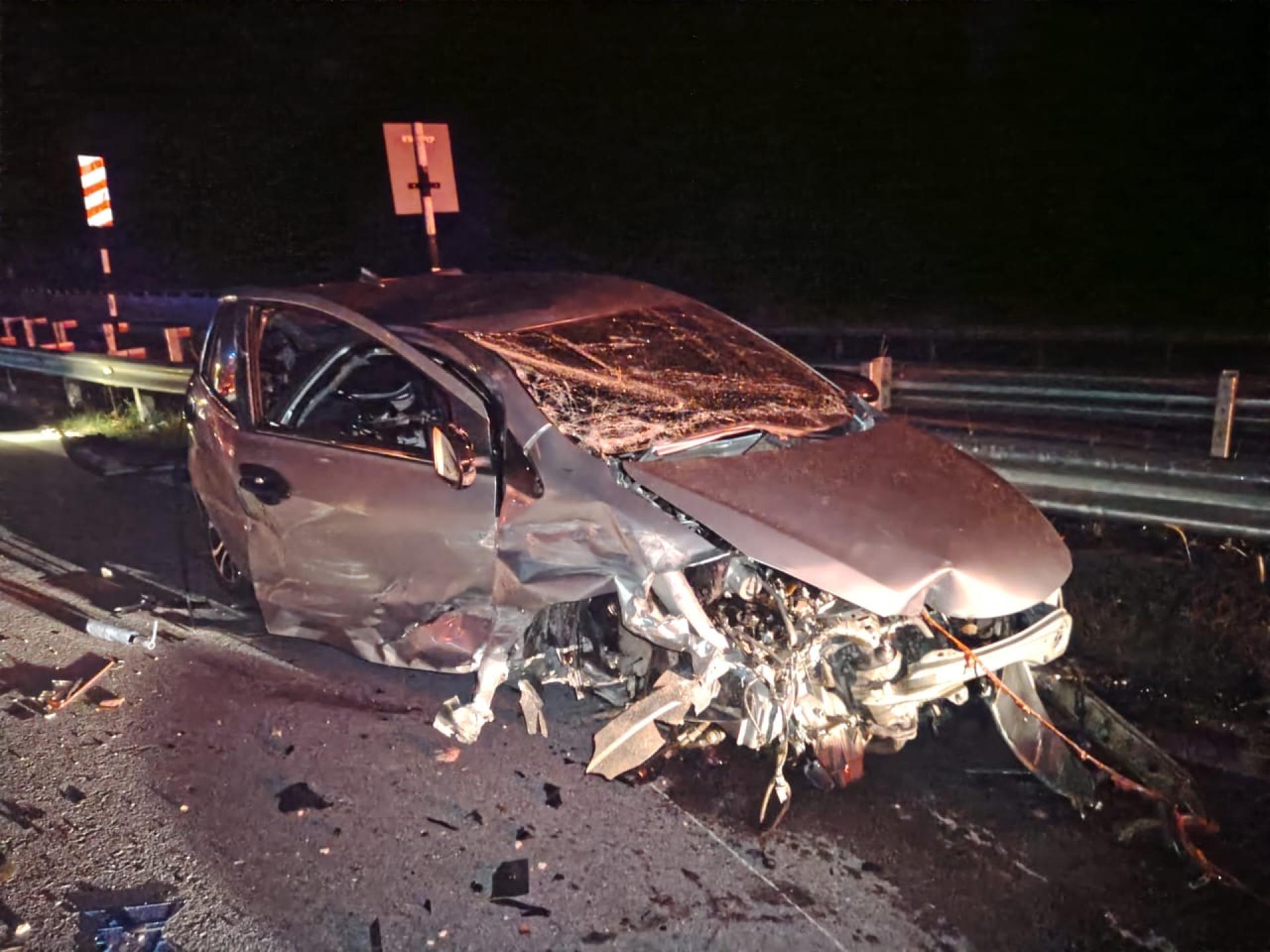 实兰沟双溪古亚路今日凌晨发生一起自行车祸，一名女子不幸当场身亡。