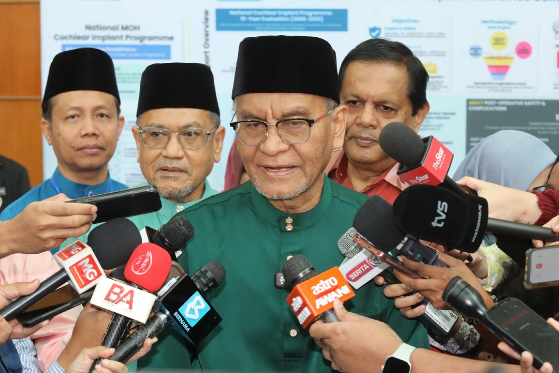 祖基菲里：如今不仅是专科护士短缺， 公共与私人医疗领域都在抢人。