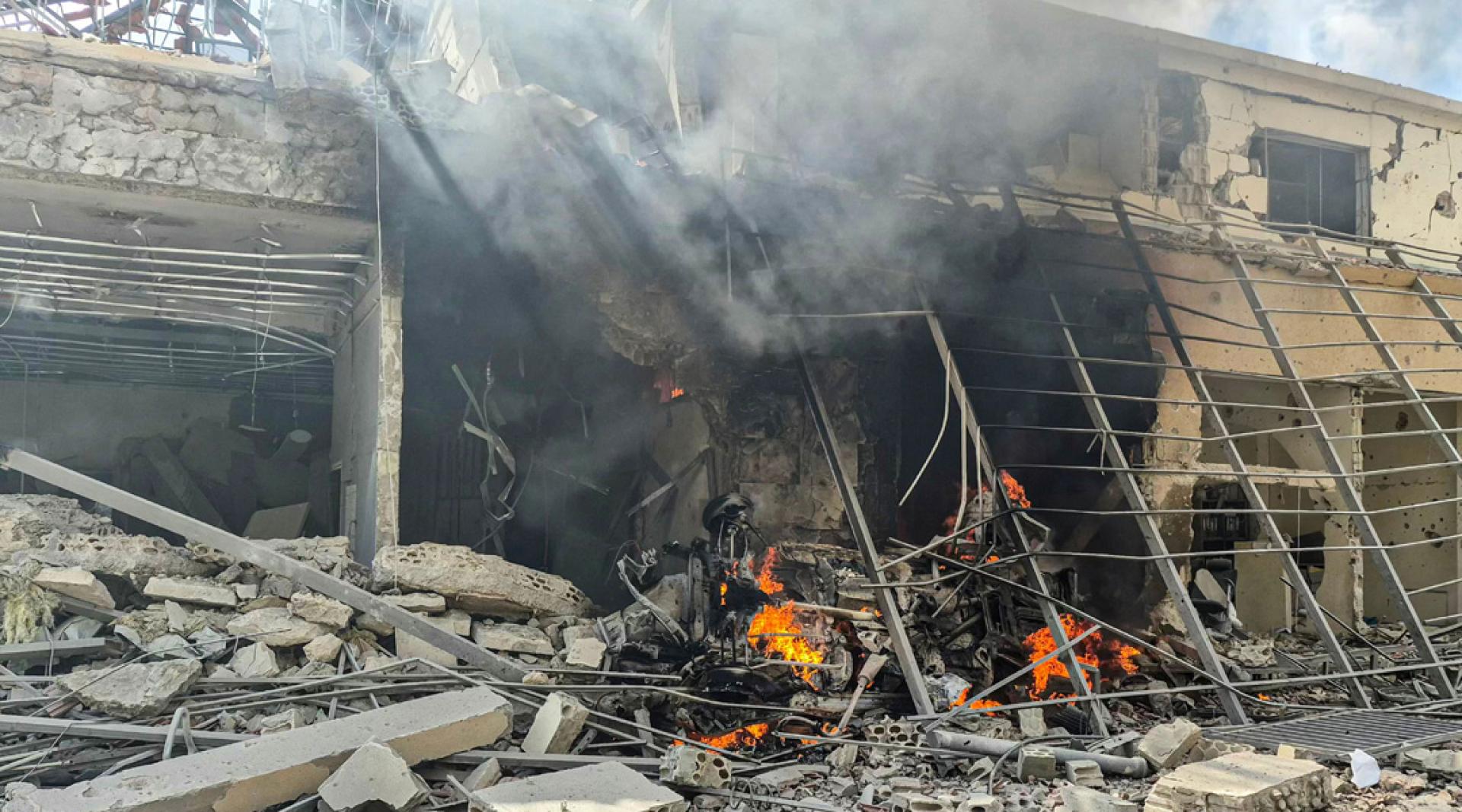 以色列10日空袭黎巴嫩南部城镇纳巴蒂耶。