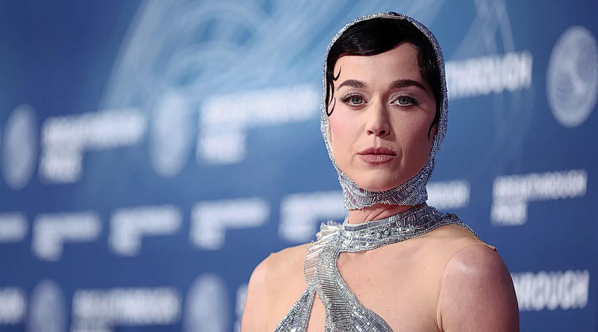 凯蒂佩芮被指控性侵。