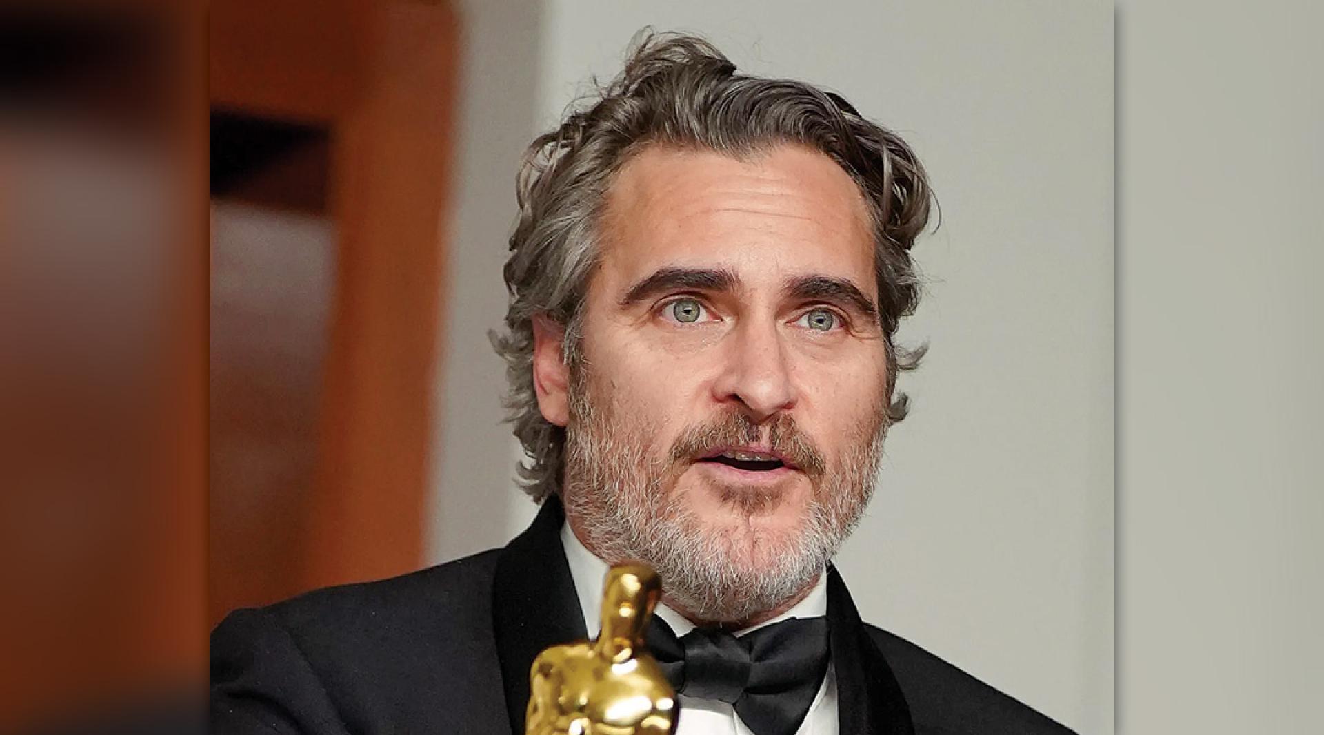 奥斯卡影帝华坚冯力士签署公开信反对并购案。