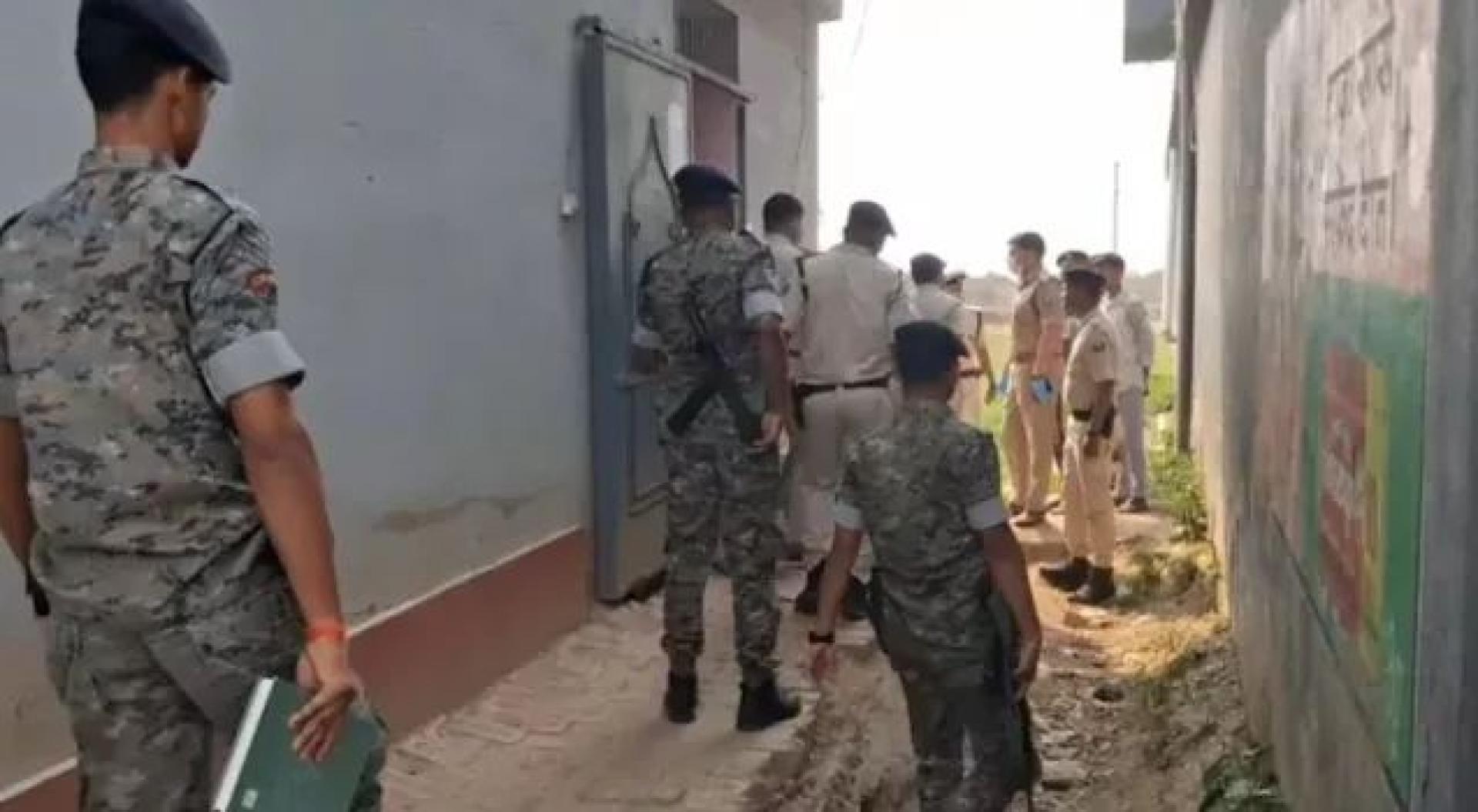 男童被发现时伤势惨重，送院抢救仍不治。