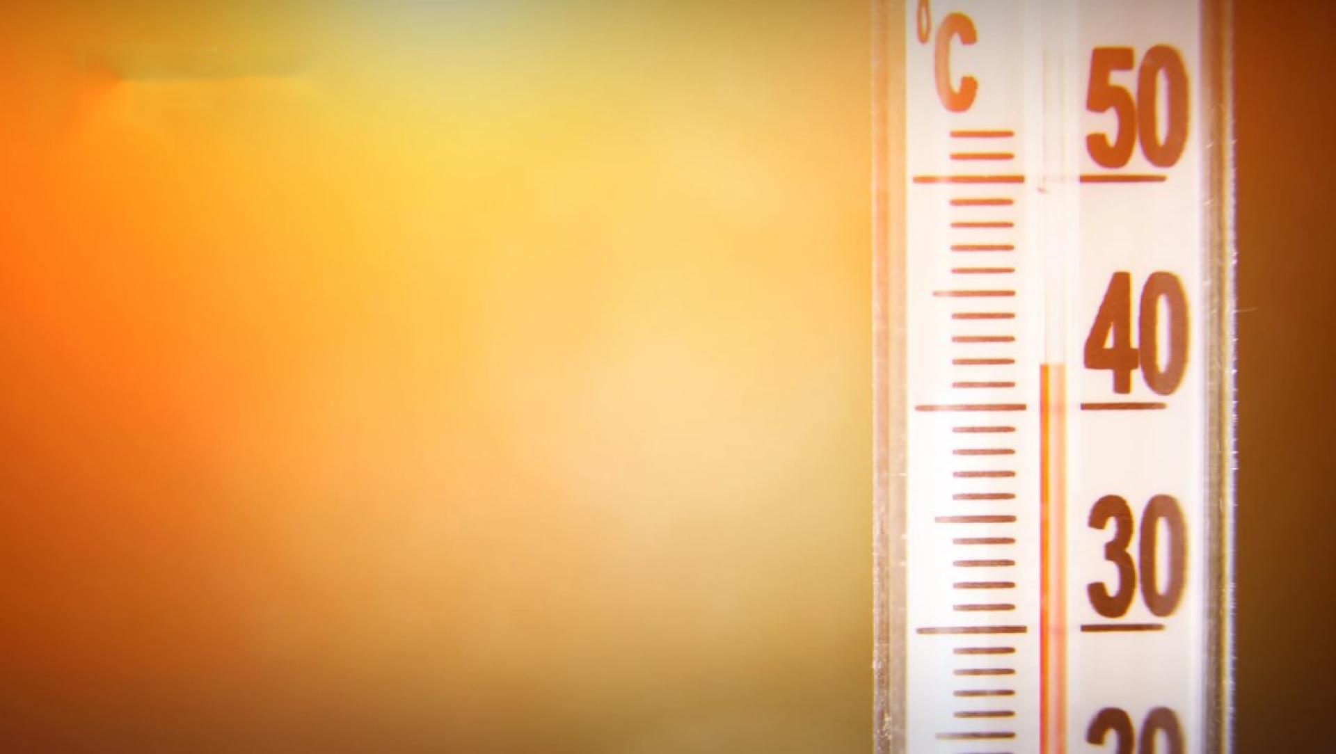 泰国气象局发布4月19日至24日天气预报指出，全国多地将出现强对流天气，伴随高温、雷雨及局部冰雹，民众受促提高警惕，做好防范措施。