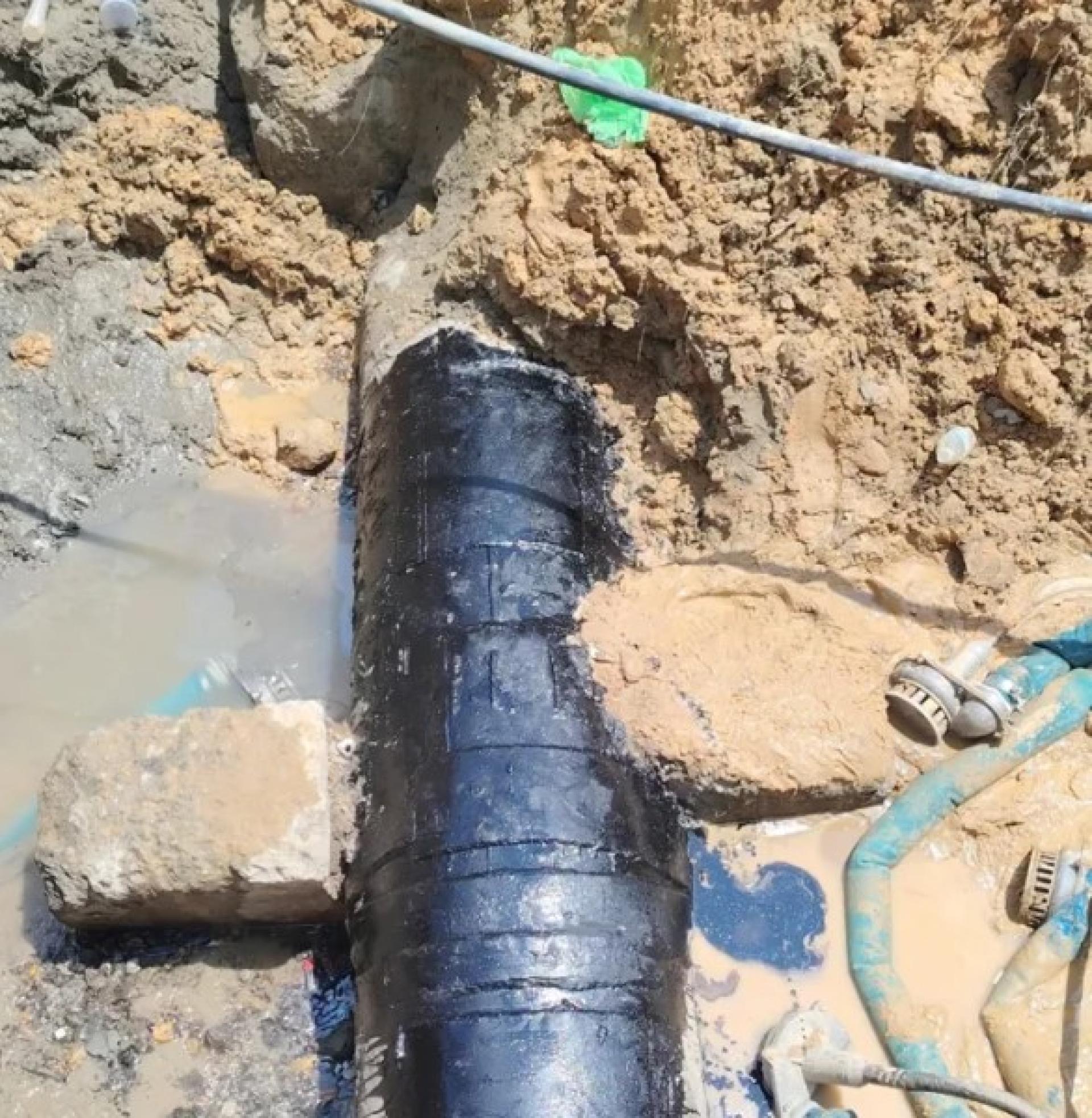 2026年4月1日11时30分，诗巫jalan tong sang/黄景和路一带600毫米水管成功修复恢复供水。