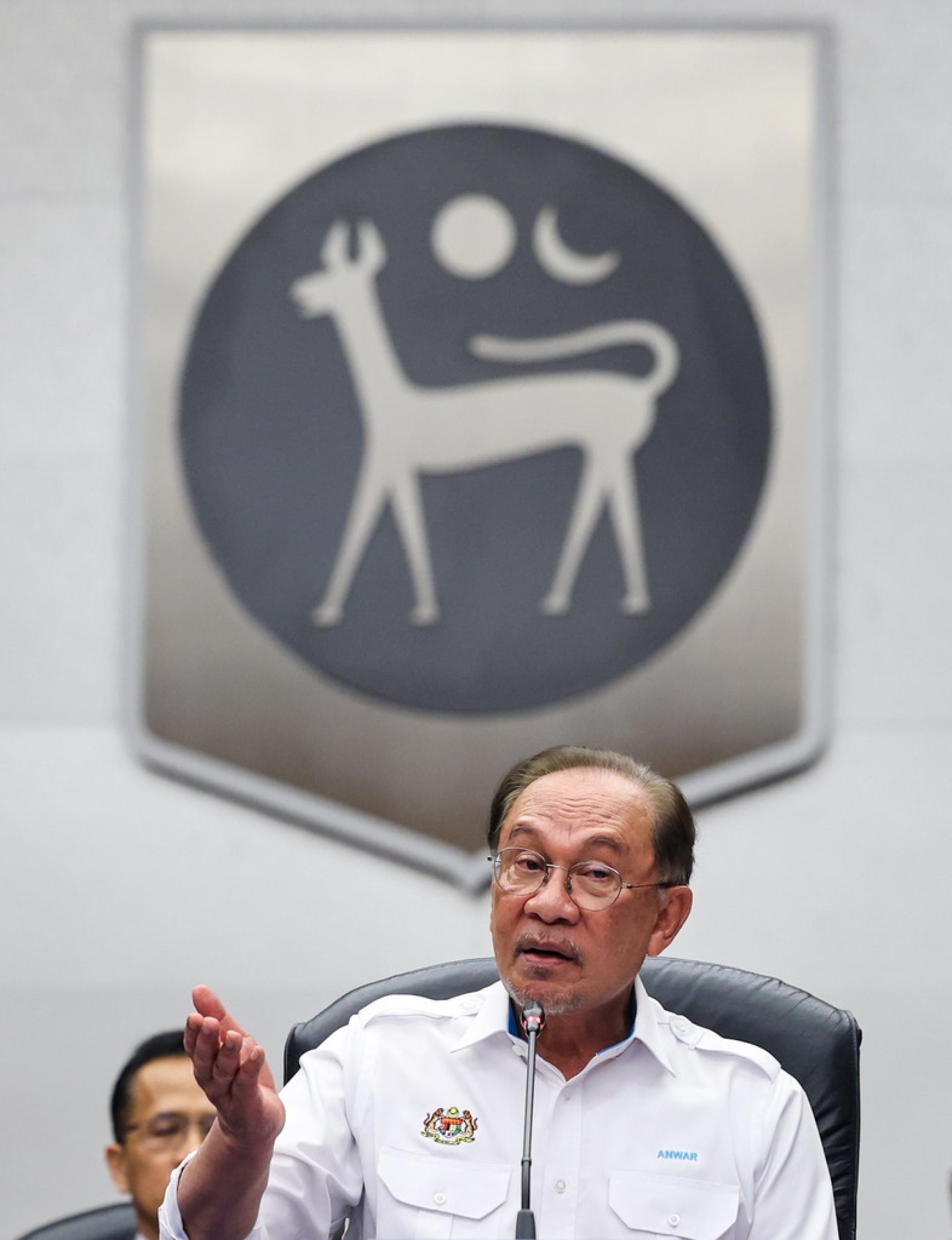 安华宣布对商业融资担保有限公司（SJPP）提供的融资担保加码50亿令吉，以协助微型和中小企业应对中东局势所带来影响。