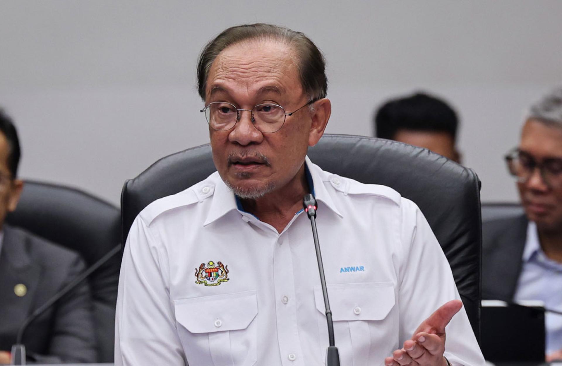 安华：我将宣布额外措施，以便让就业边缘群体，包括失业的大学毕业生或文凭持有者，能在短时间内找到工作。