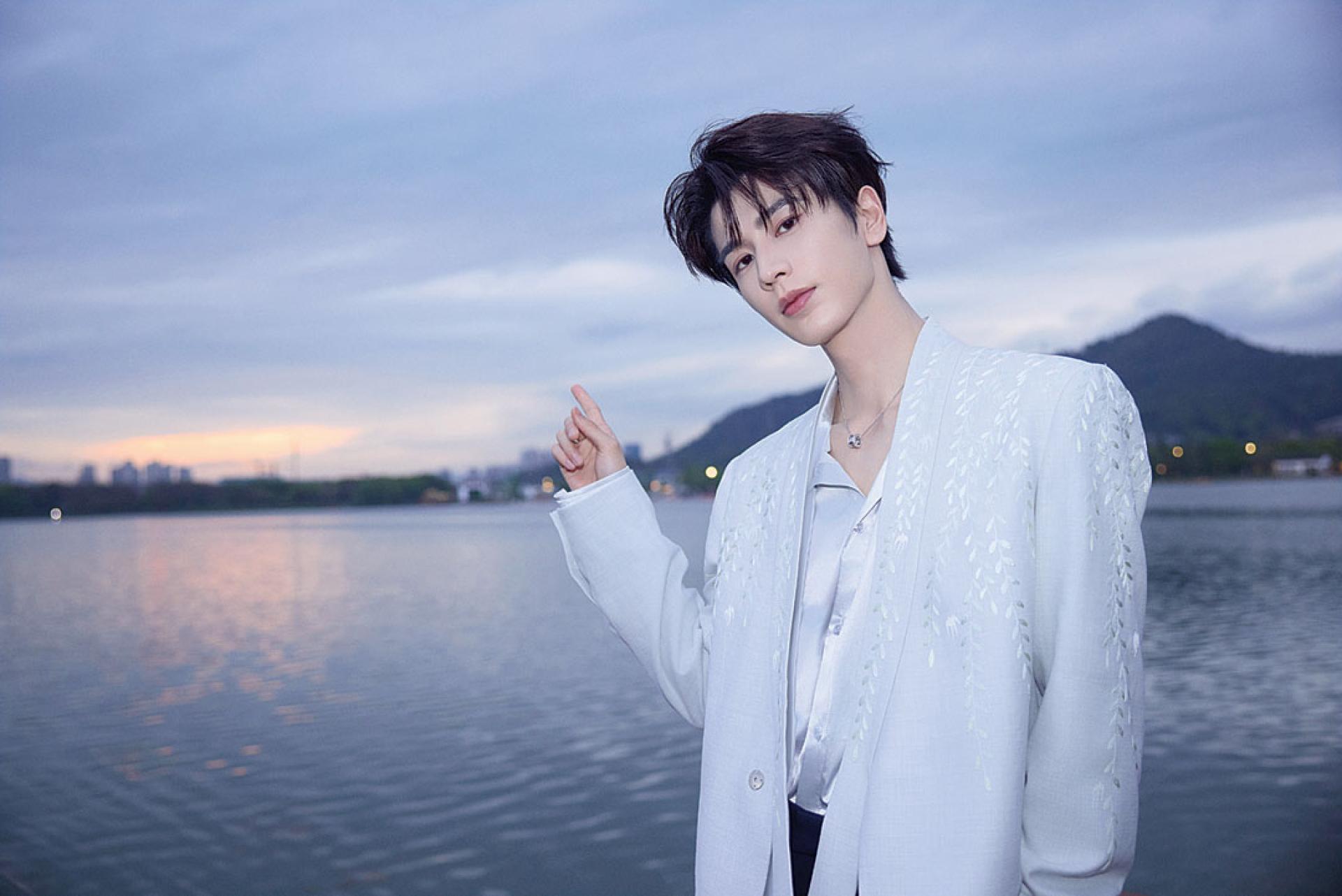 张凌赫在台人气超高，粉丝高喊希望赴台，国台办也乐见交流。