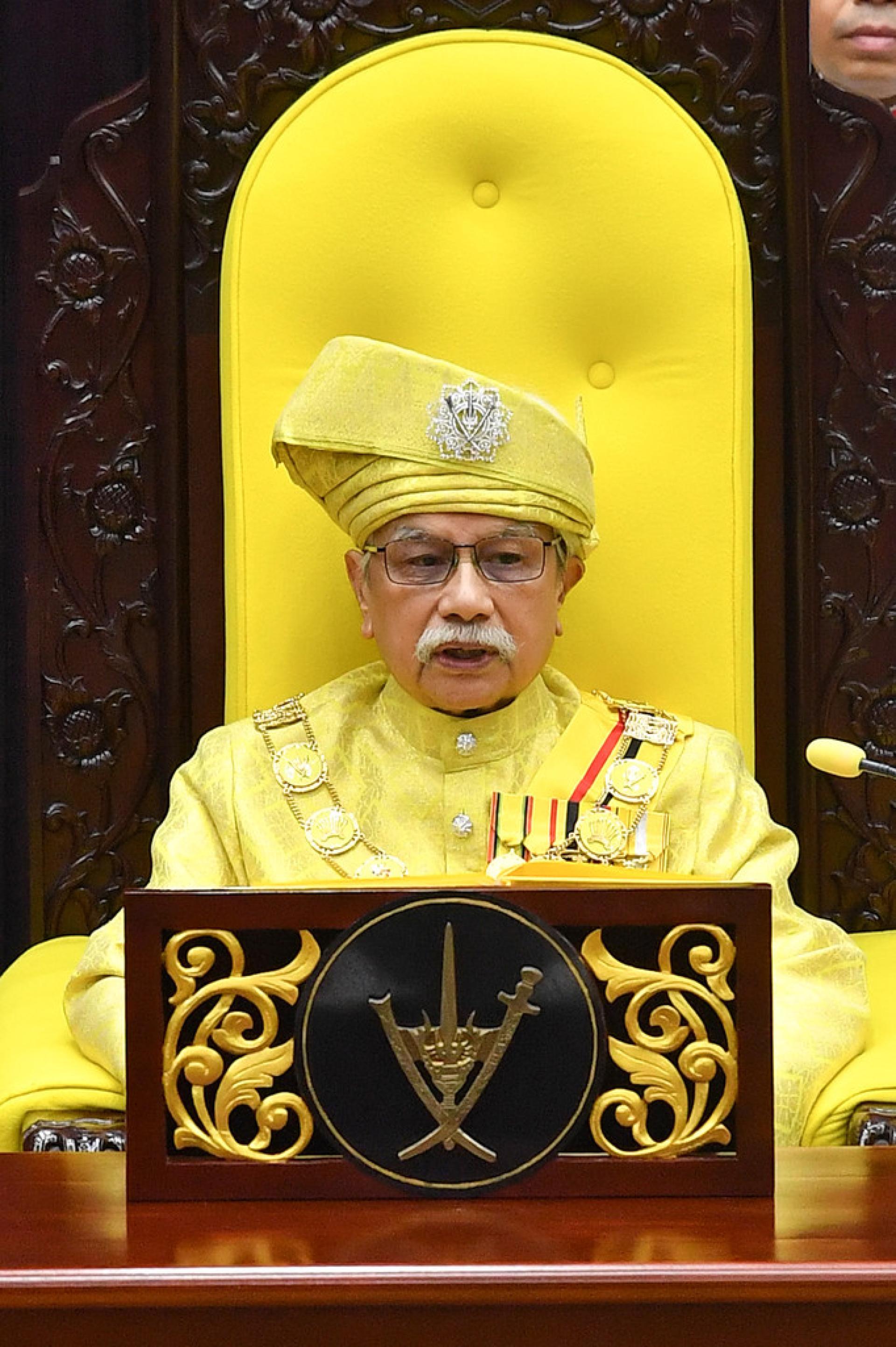 端姑慕力兹殿下主持第15届森州议会第4季开幕典礼后，会议就宣布展延，直至另行通知为止。