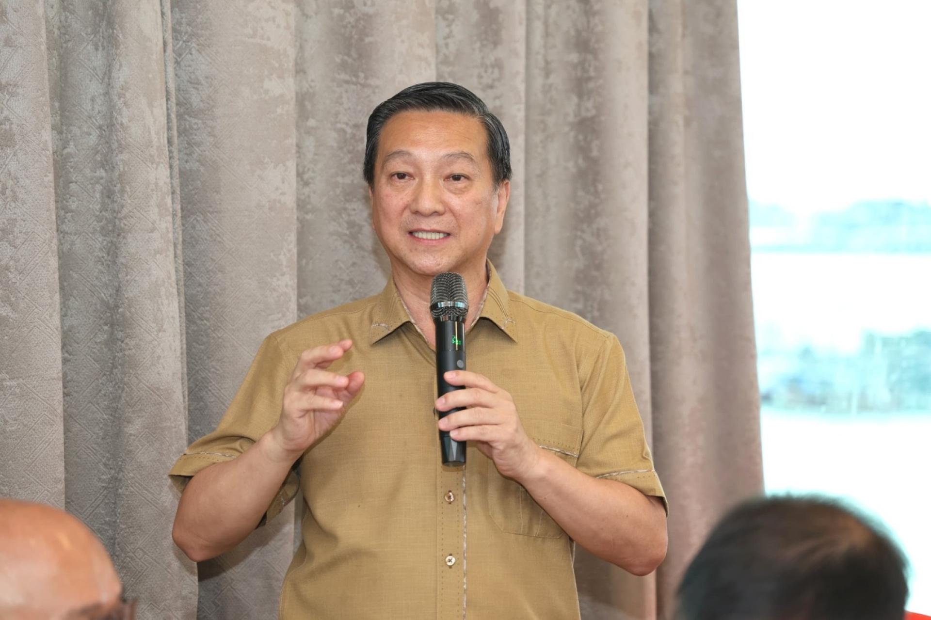 黄日昇质疑，政府在维护非伊斯兰宗教场所合理权益上，是否有清晰积极的立场。