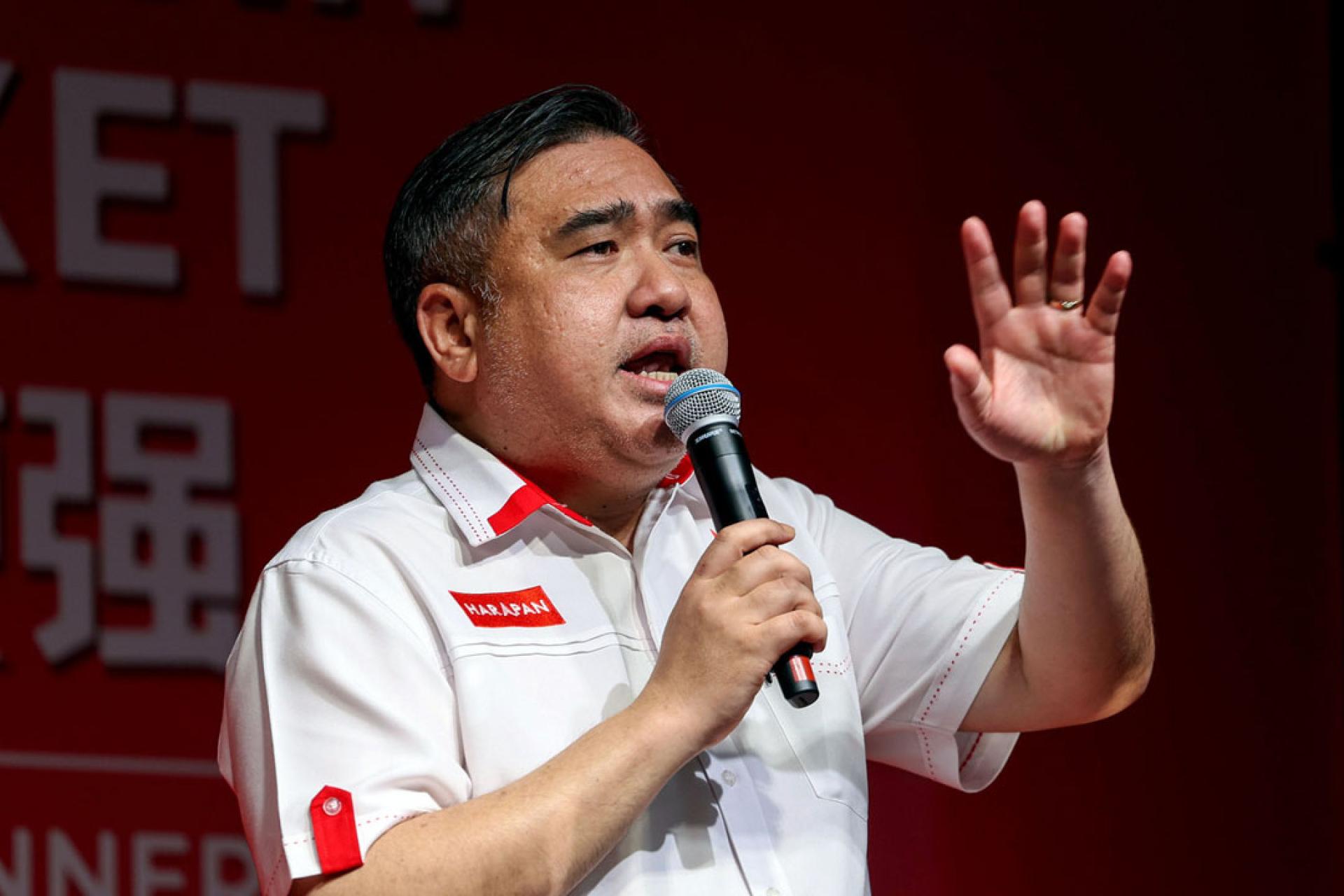 陆兆福：行动党始终捍卫王诗棋作为州议员发言的自由与权利，整个行动党都将成为王诗棋的后盾。