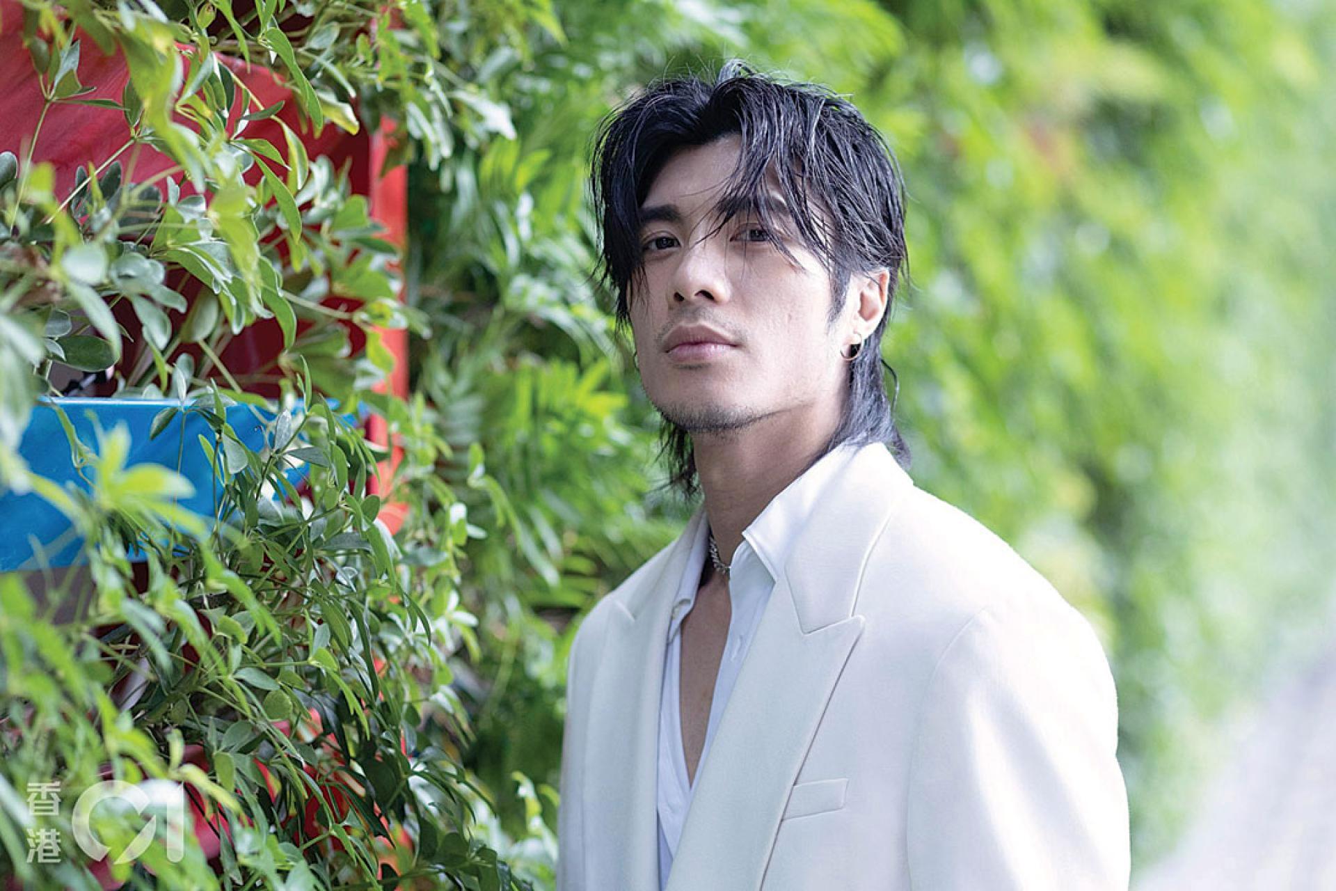 周殷廷近日为宣传新歌，掀起不少风波。