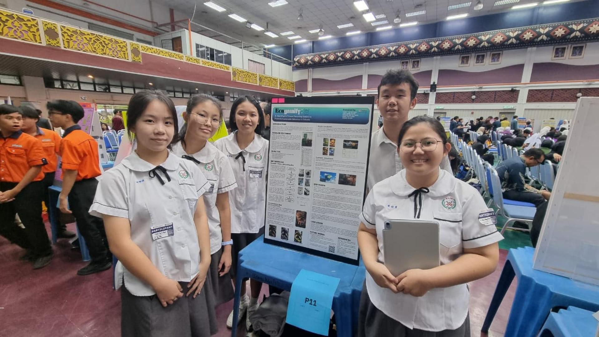 培民中学S31班学生团队参加“2026马来西亚科学城堡比赛”，荣获银奖。