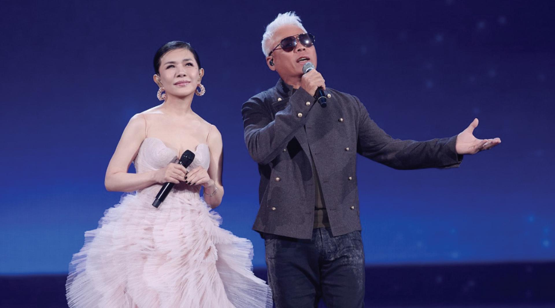 张清芳、巫启贤合体飙歌。