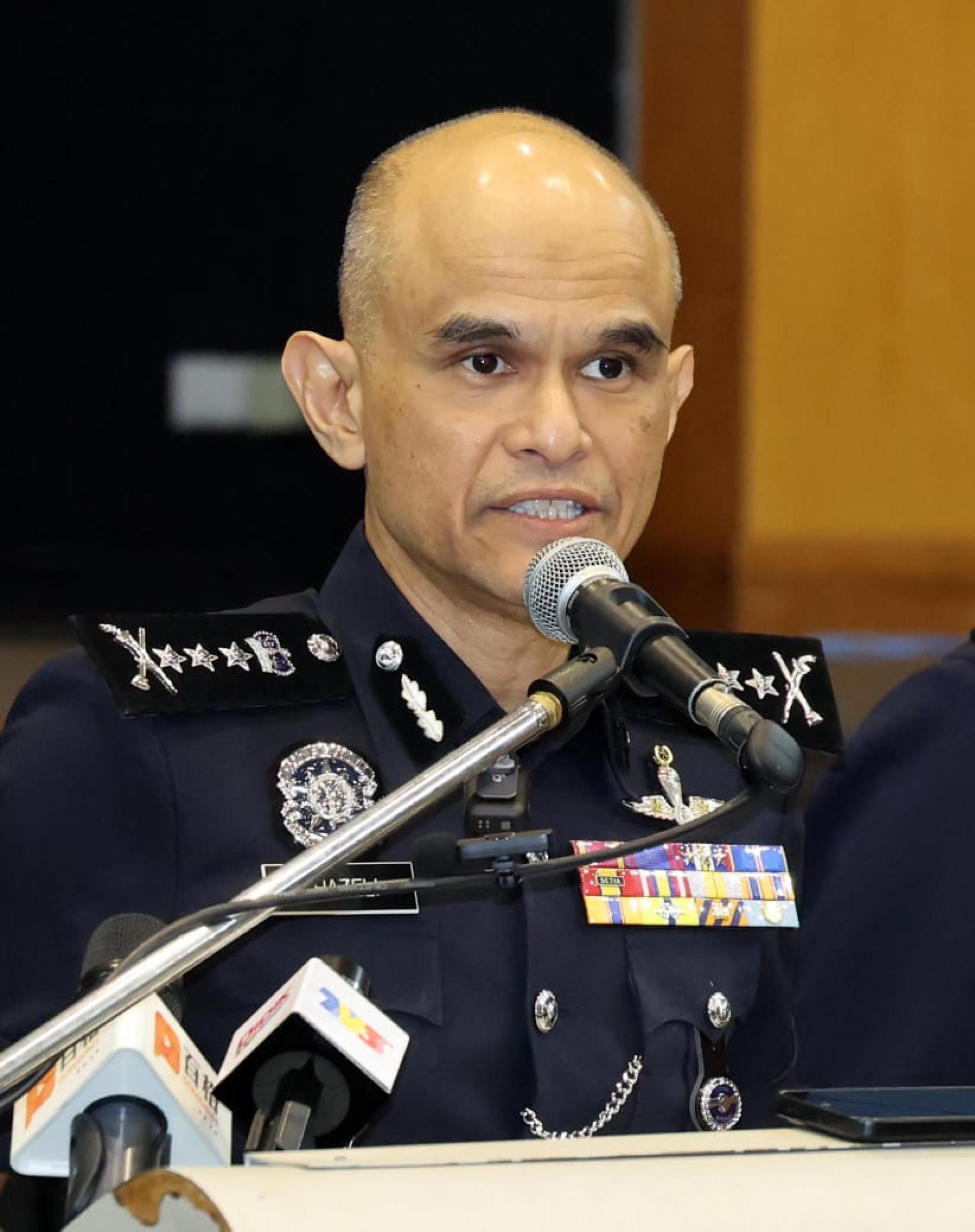 沙兹礼：12名警察已被调离前线服务。