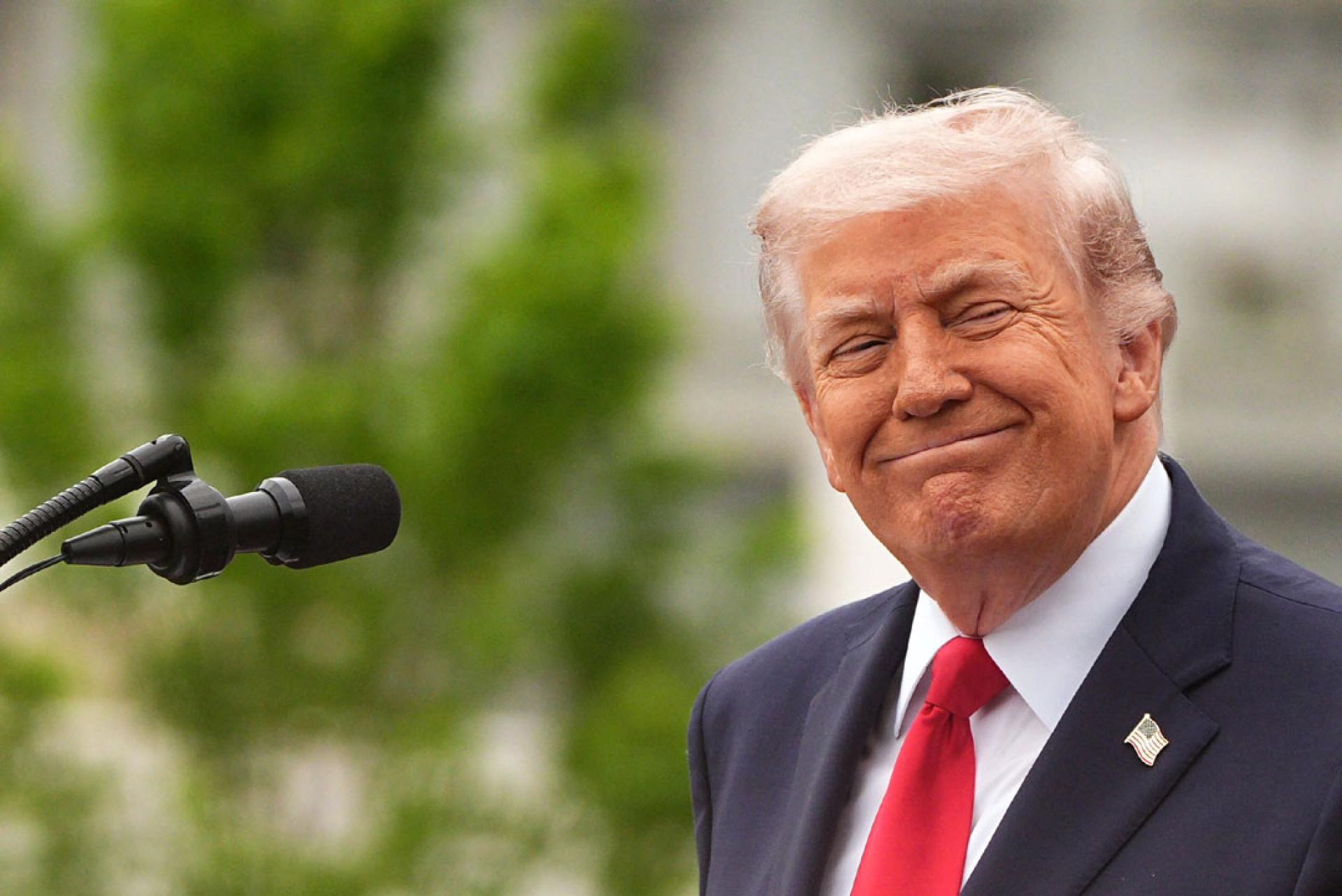 特朗普又说正与伊朗进行谈判。