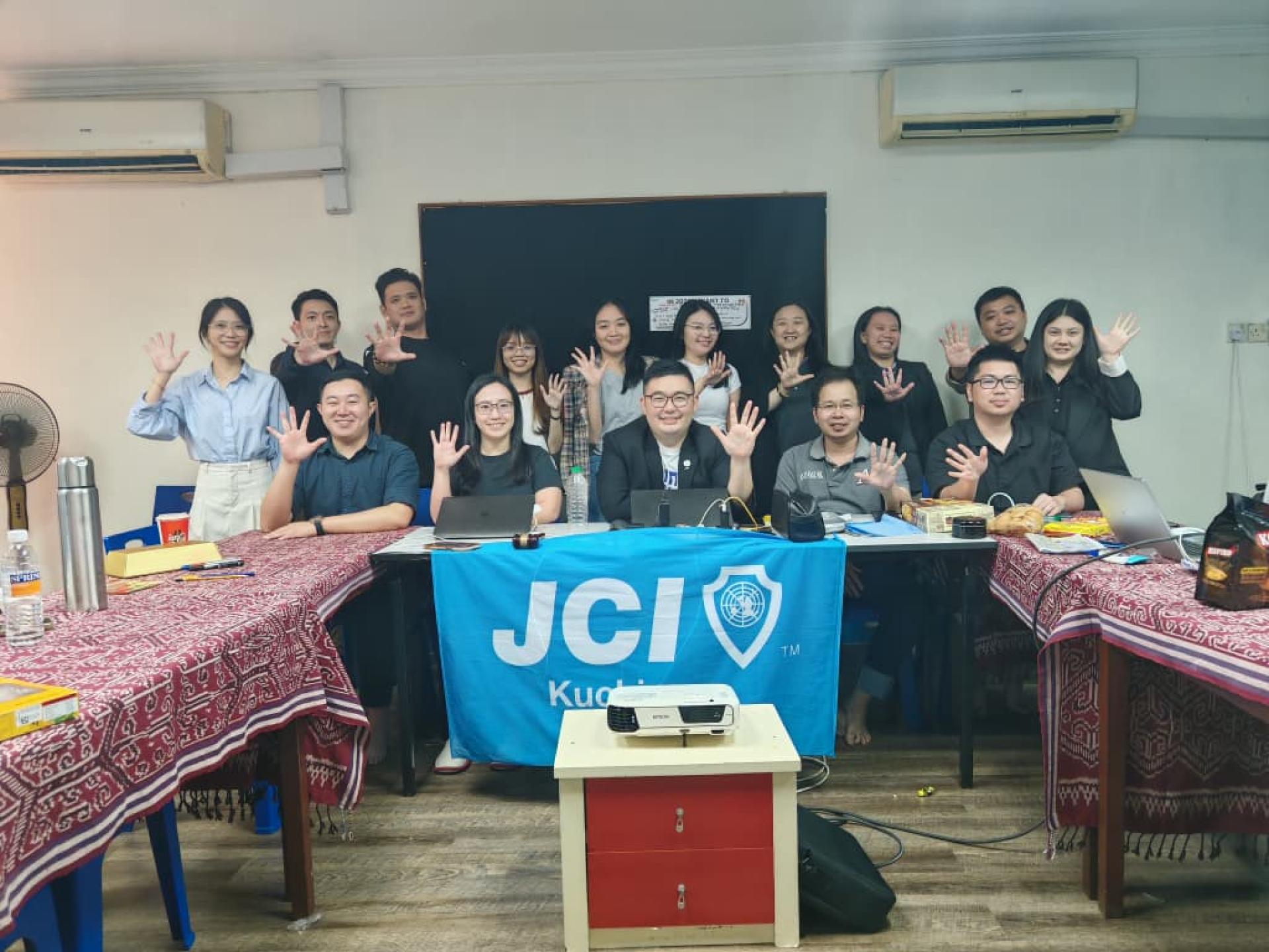 古晋青商会第5次理事会圆满召开